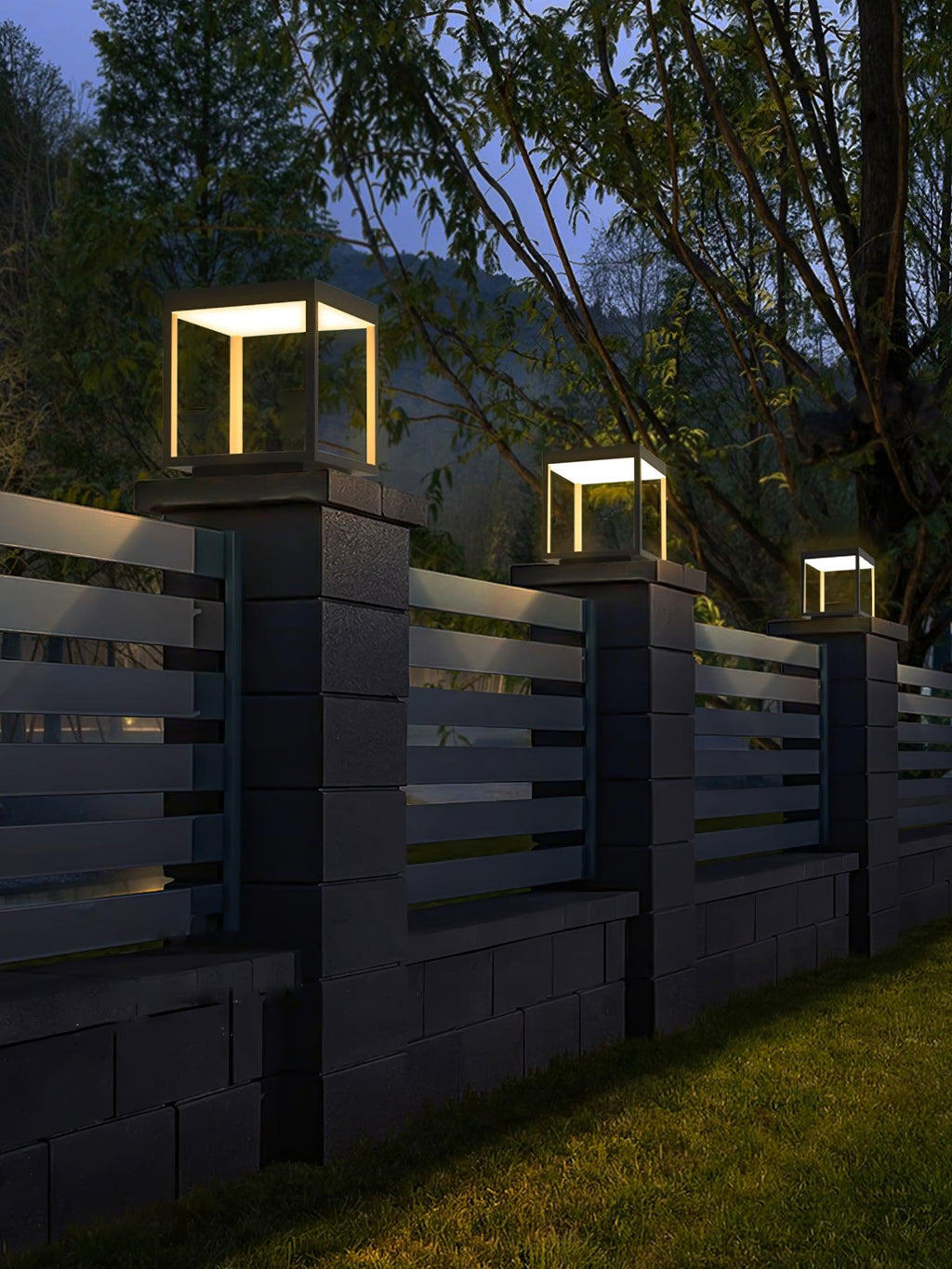 Framehaus Outdoor Lantern | Ormexis