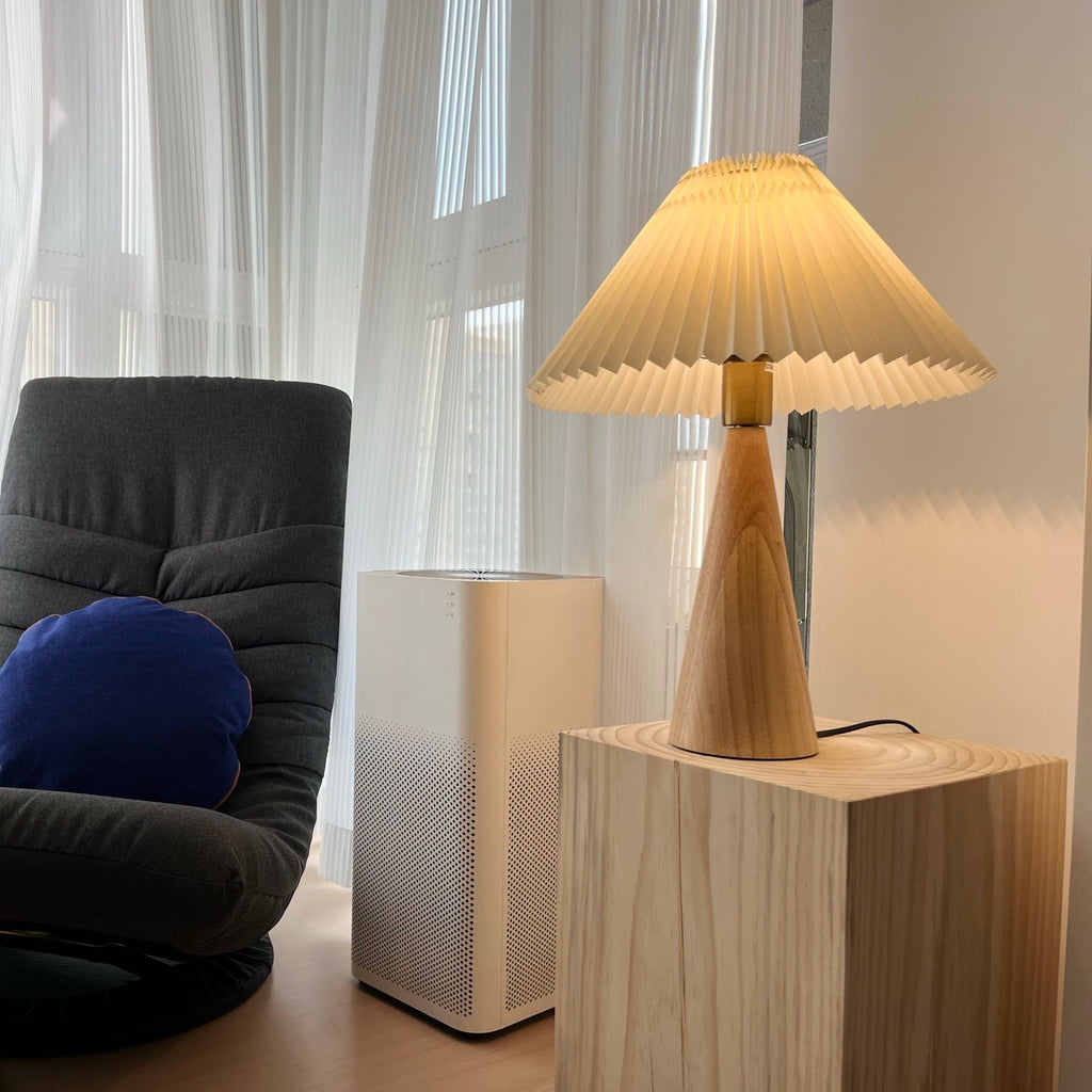 Couture Pleated Table Lamp | Ormexis