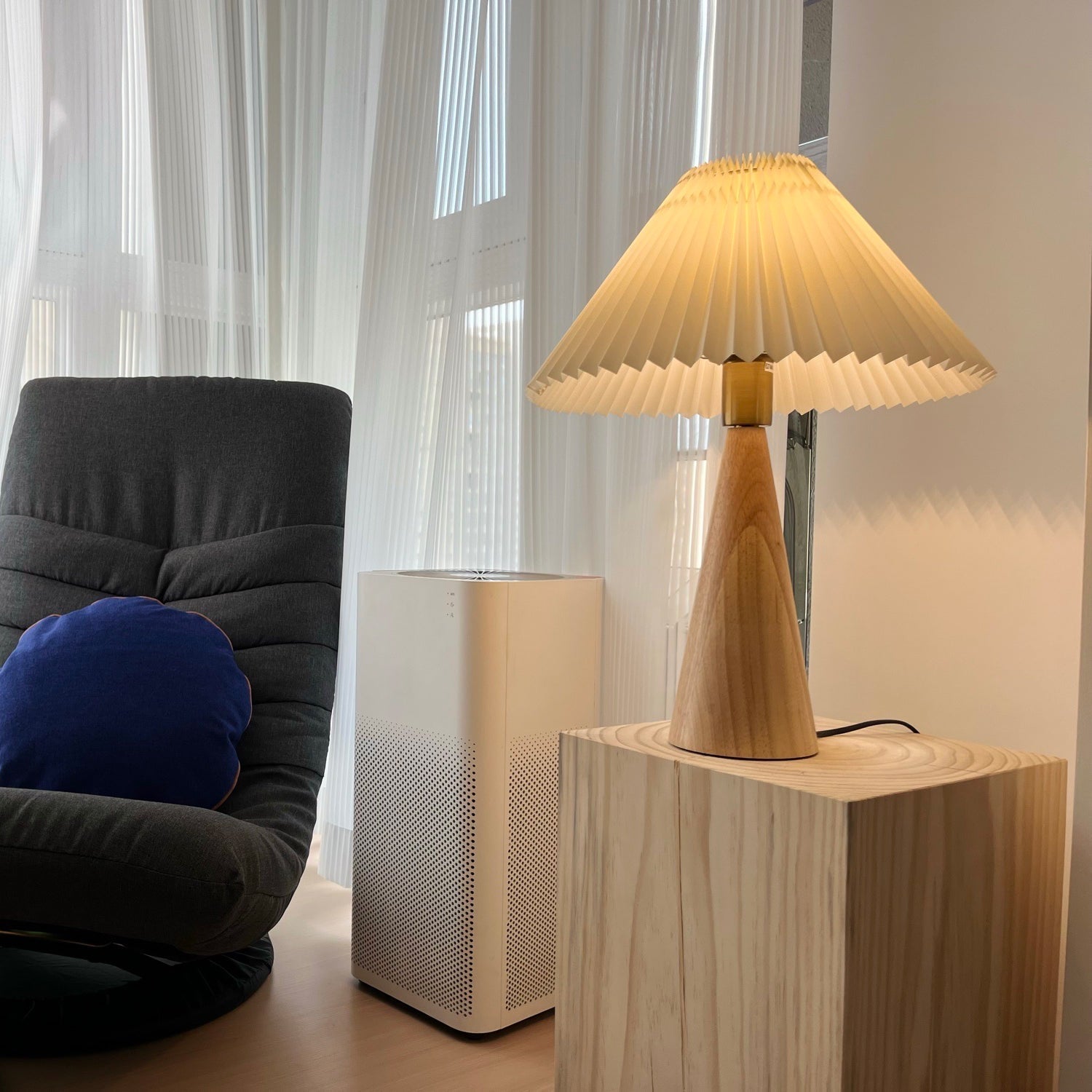 Couture Pleated Table Lamp | Ormexis