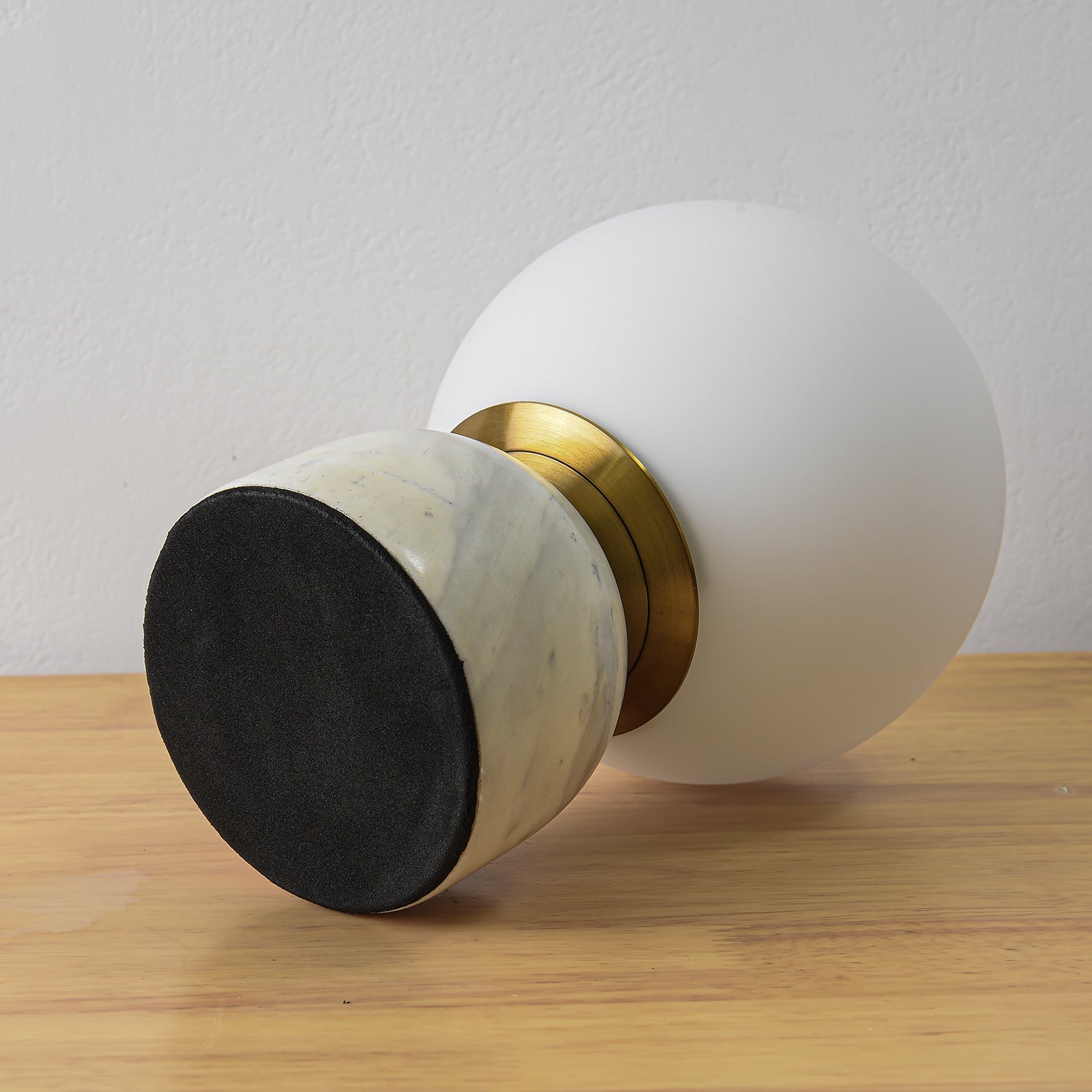 Cya-Marmortischlampe | Ormexis