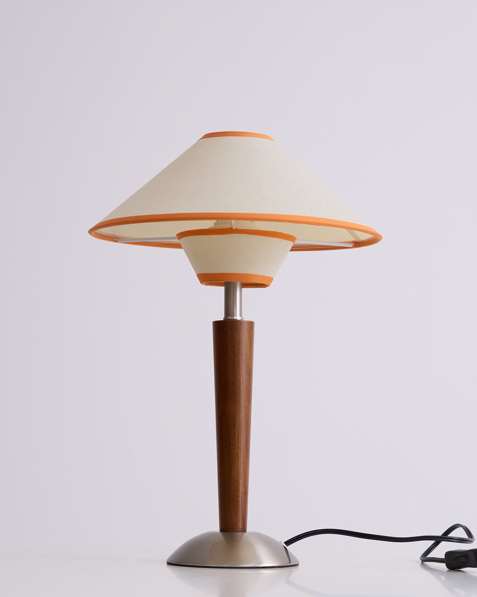 Alderwood-Leinenschirm-Tischlampe | Ormexis