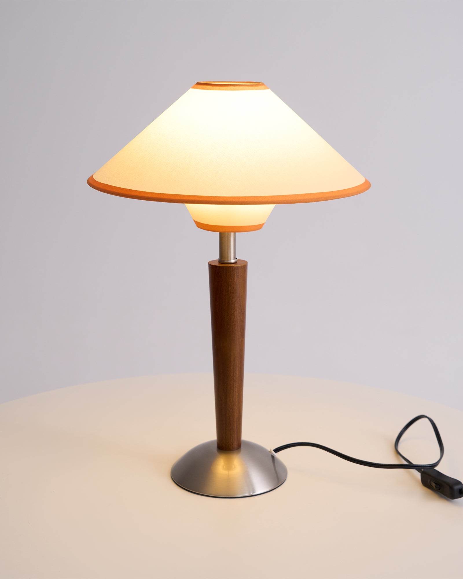 Alderwood-Leinenschirm-Tischlampe | Ormexis