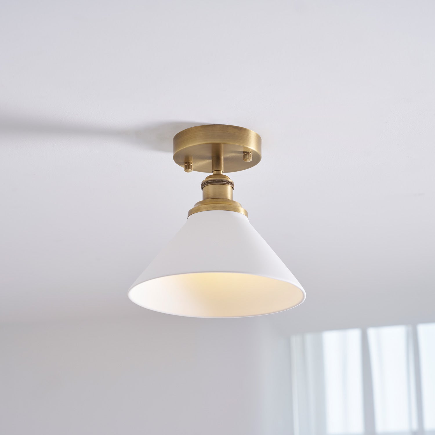 Parisian Cone Flush Mount Light | Ormexis