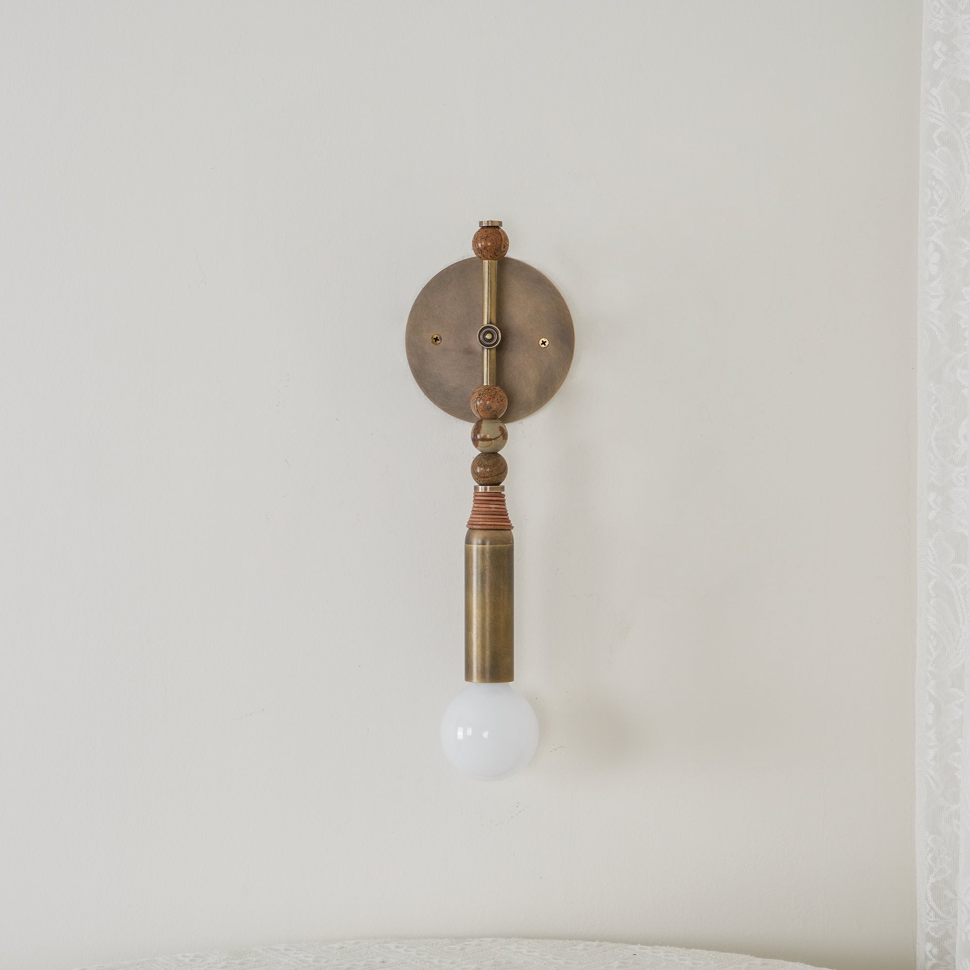 Virelle Beaded Wall Sconce | Ormexis