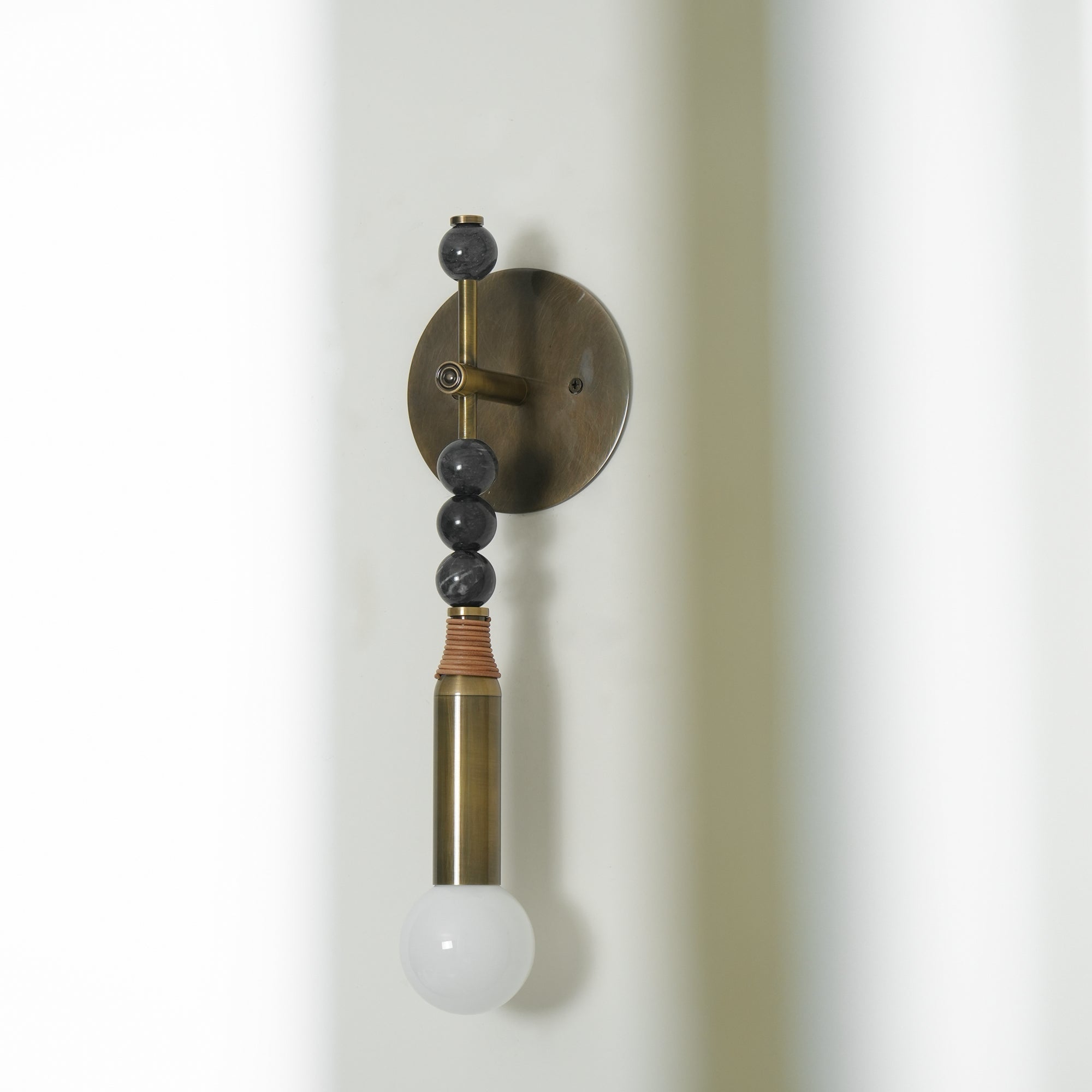 Virelle Beaded Wall Sconce | Ormexis