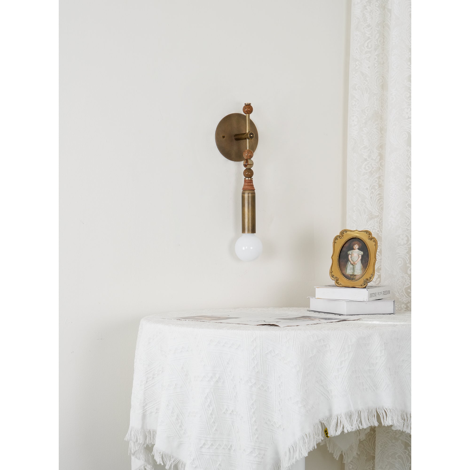 Virelle Beaded Wall Sconce | Ormexis