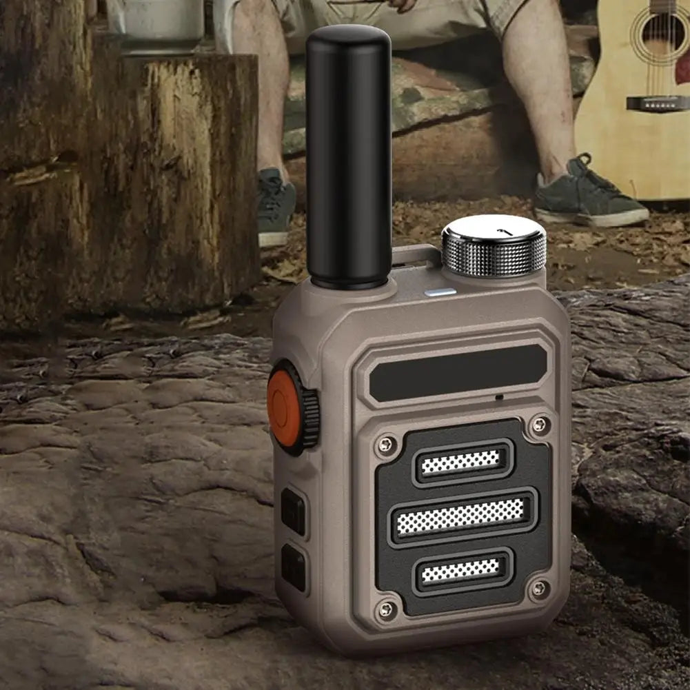 TrailComm X Walkie Talkie til stier med USB C-opladning og vandtæt design