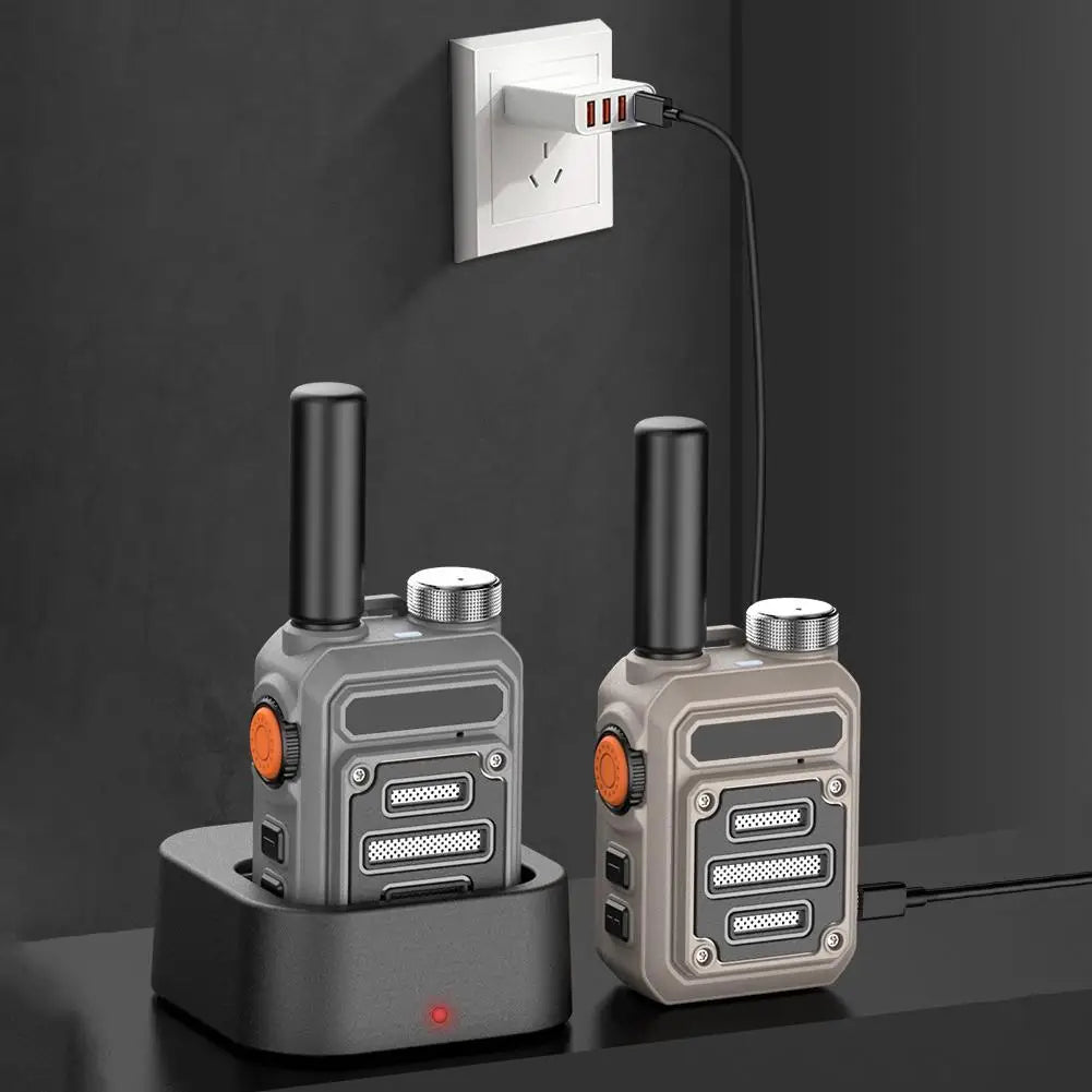 TrailComm X Walkie Talkie til stier med USB C-opladning og vandtæt design