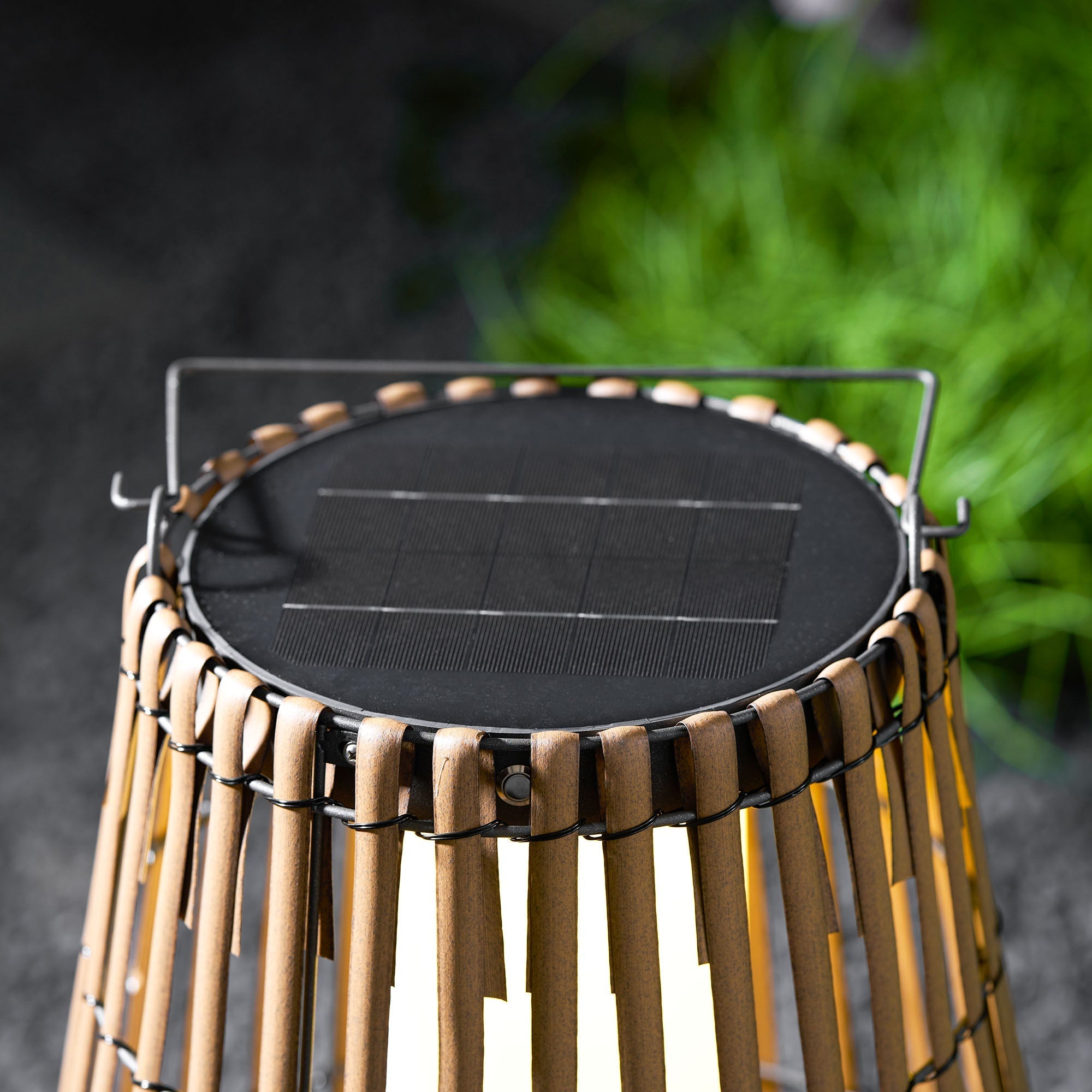 Wickerline Ambient Lantern | Ormexis