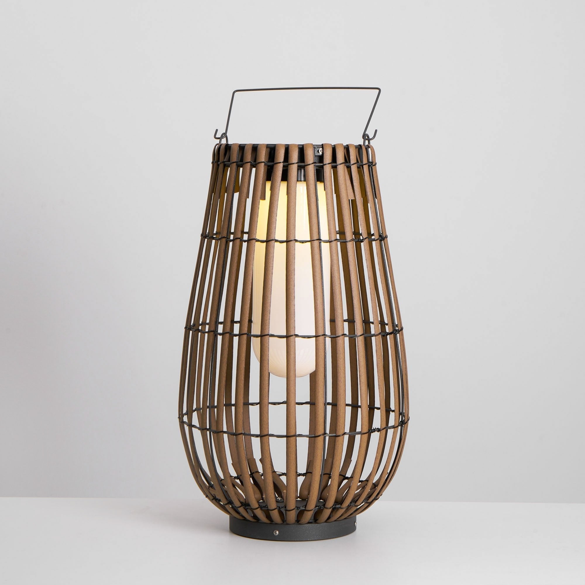 Wickerline Ambient Lantern | Ormexis