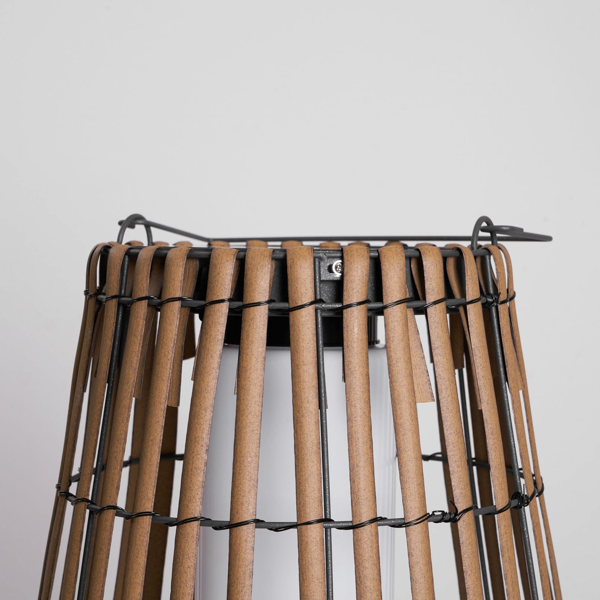 Wickerline Ambient Lantern | Ormexis