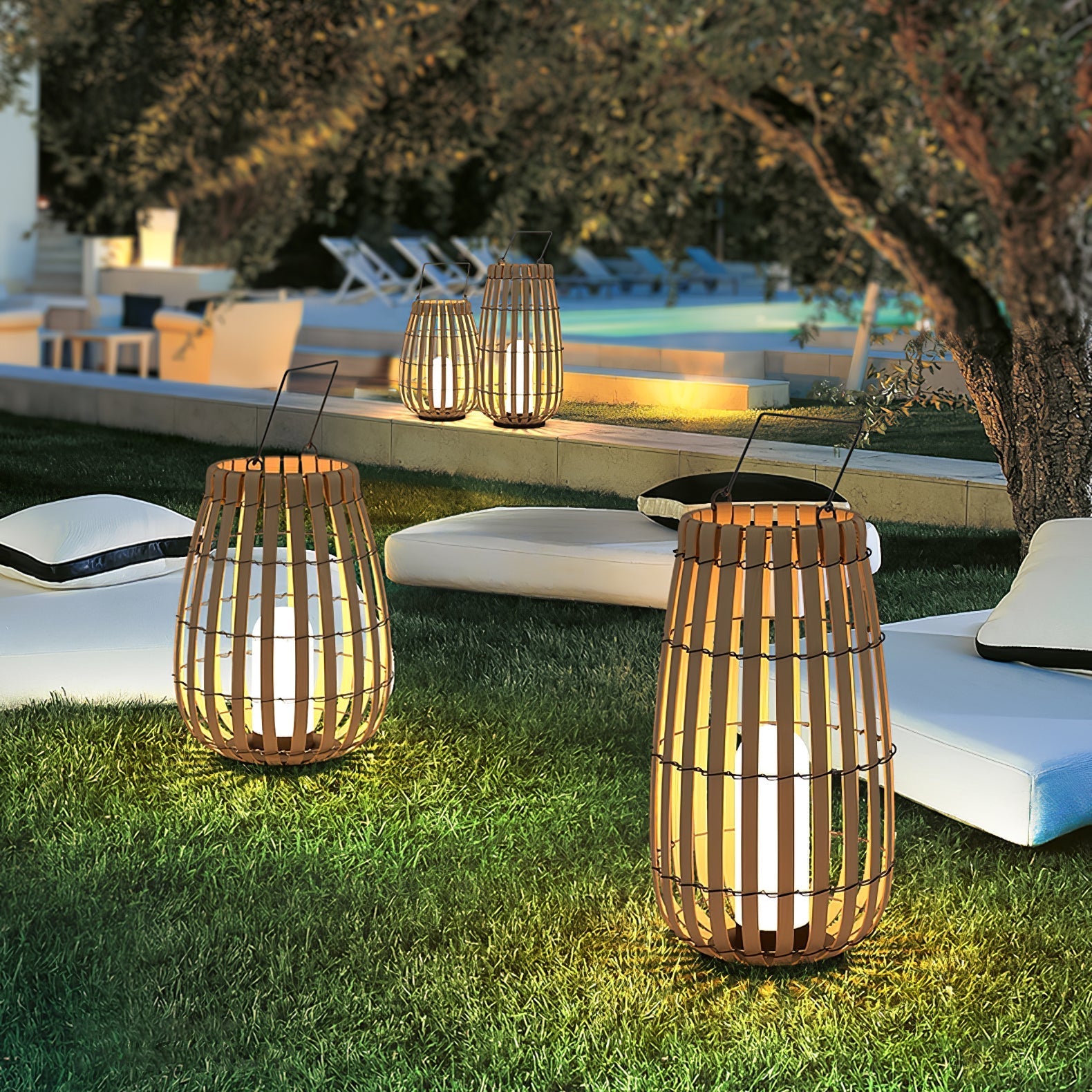 Wickerline Ambient Lantern | Ormexis
