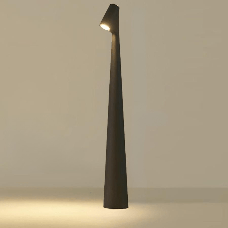 Stylová stolní lampa s kovovým povrchem, dobíjecí, pro vnitřní i venkovní použití
