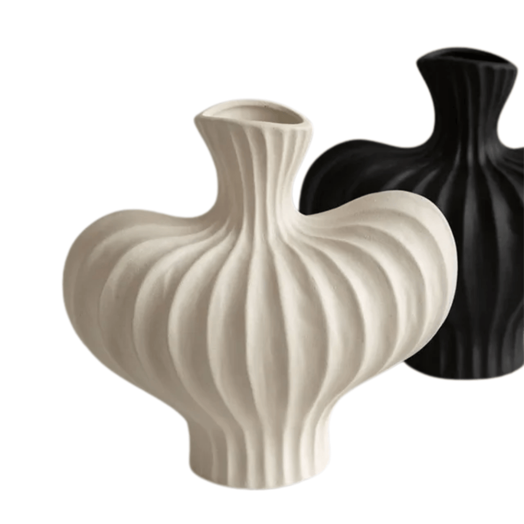 Fluted Sculptural Ceramic Vase | Ormexis