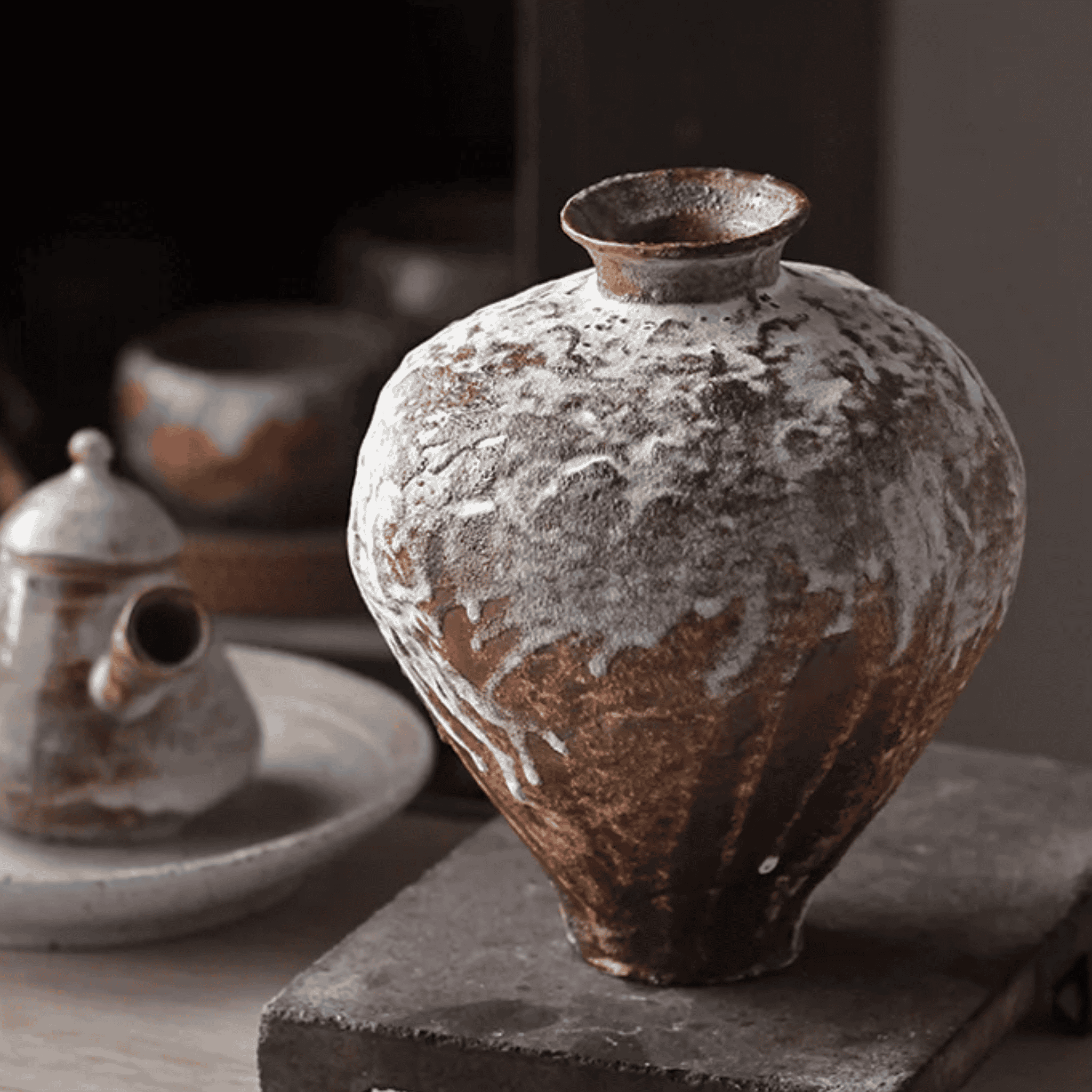 Patina Washed Ceramic Vessel | Ormexis