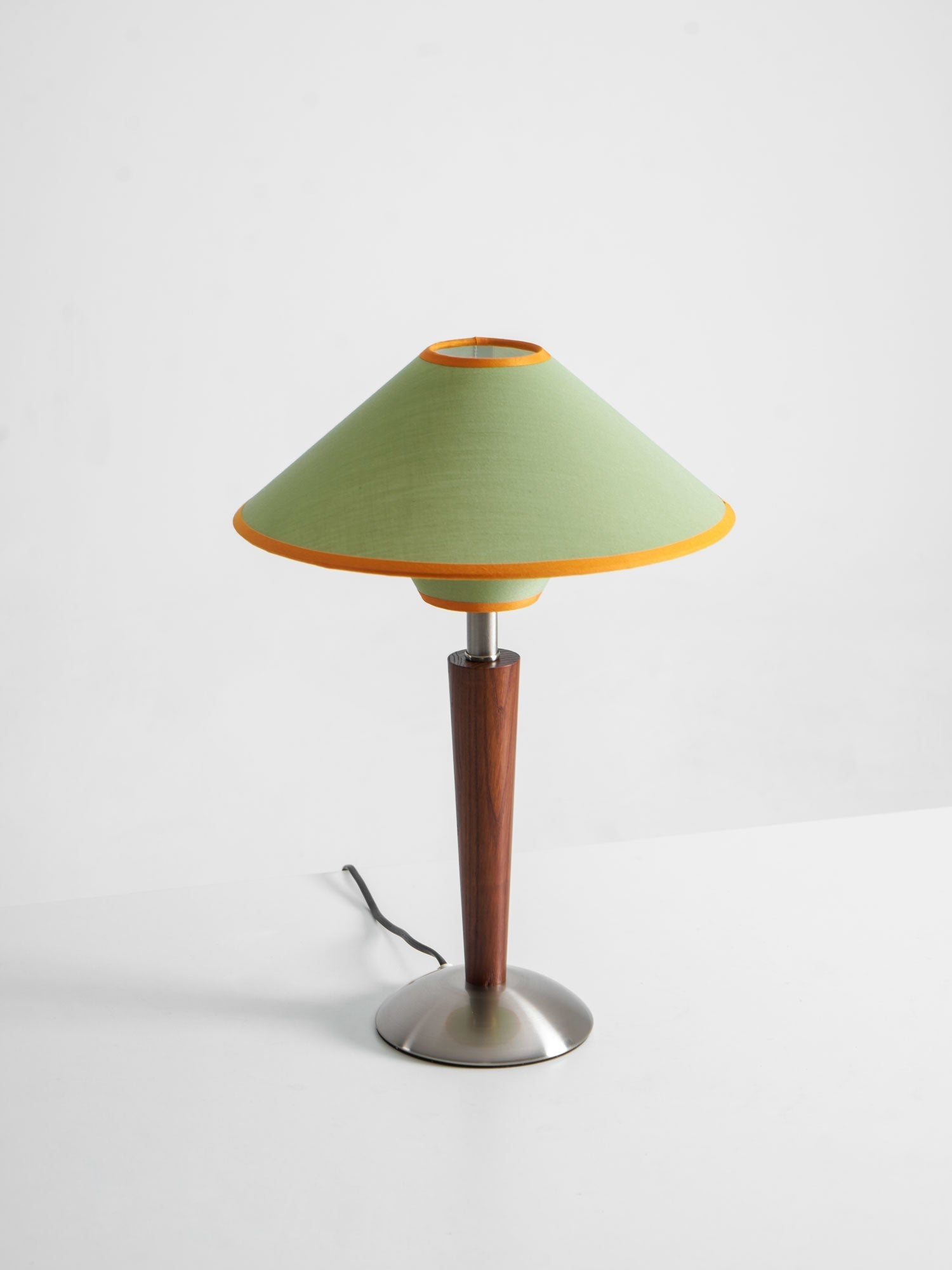 Alderwood-Leinenschirm-Tischlampe | Ormexis