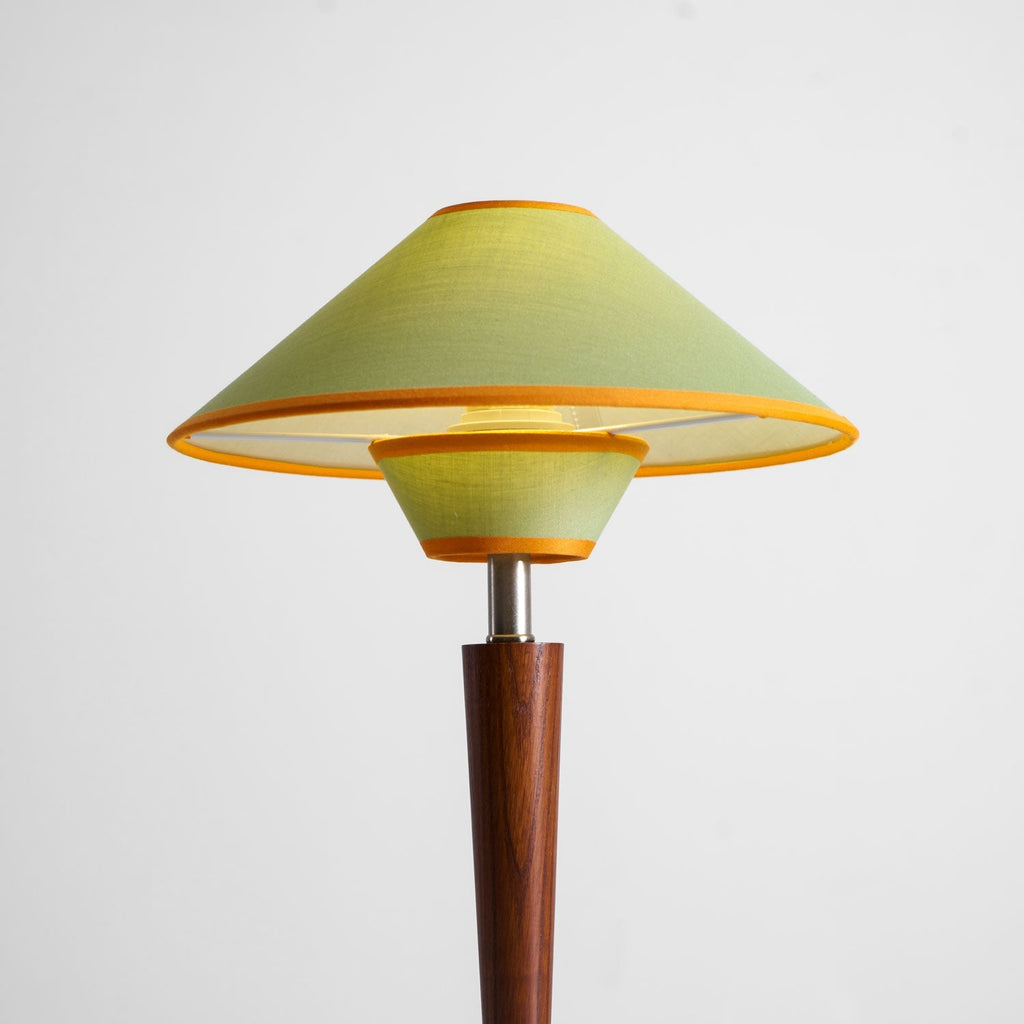 Alderwood-Leinenschirm-Tischlampe | Ormexis