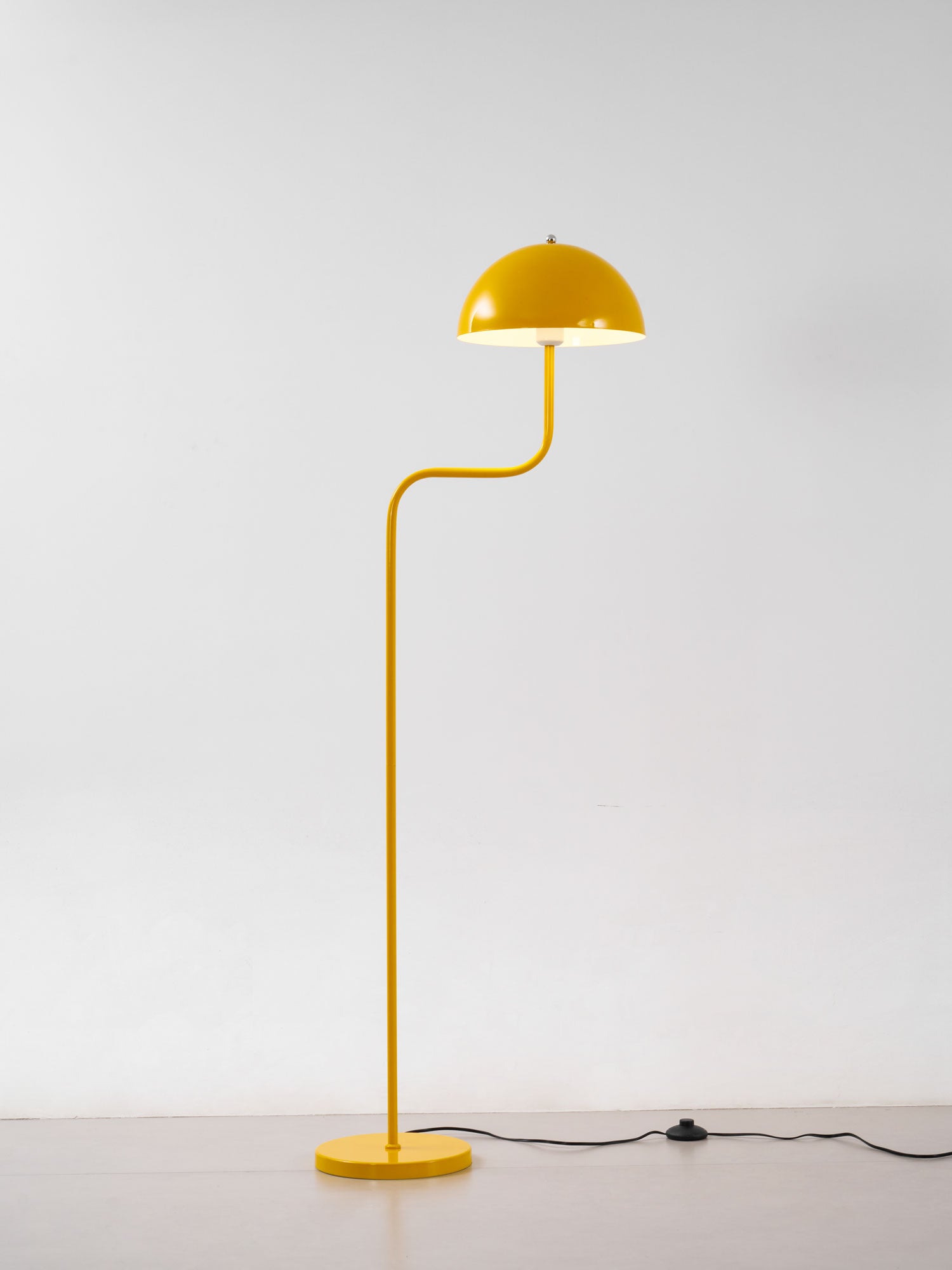 Bogen-Stehlampe mit Kuppelschirm | Ormexis