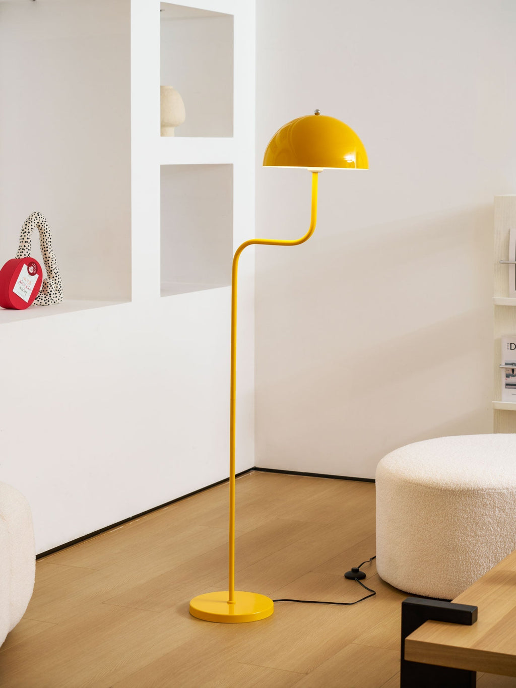 Bogen-Stehlampe mit Kuppelschirm | Ormexis