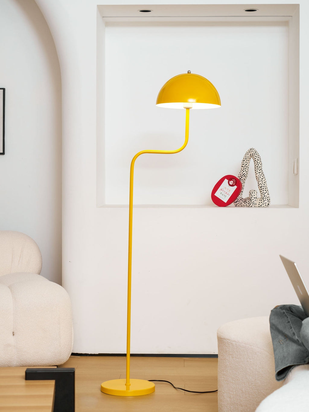 Bogen-Stehlampe mit Kuppelschirm | Ormexis