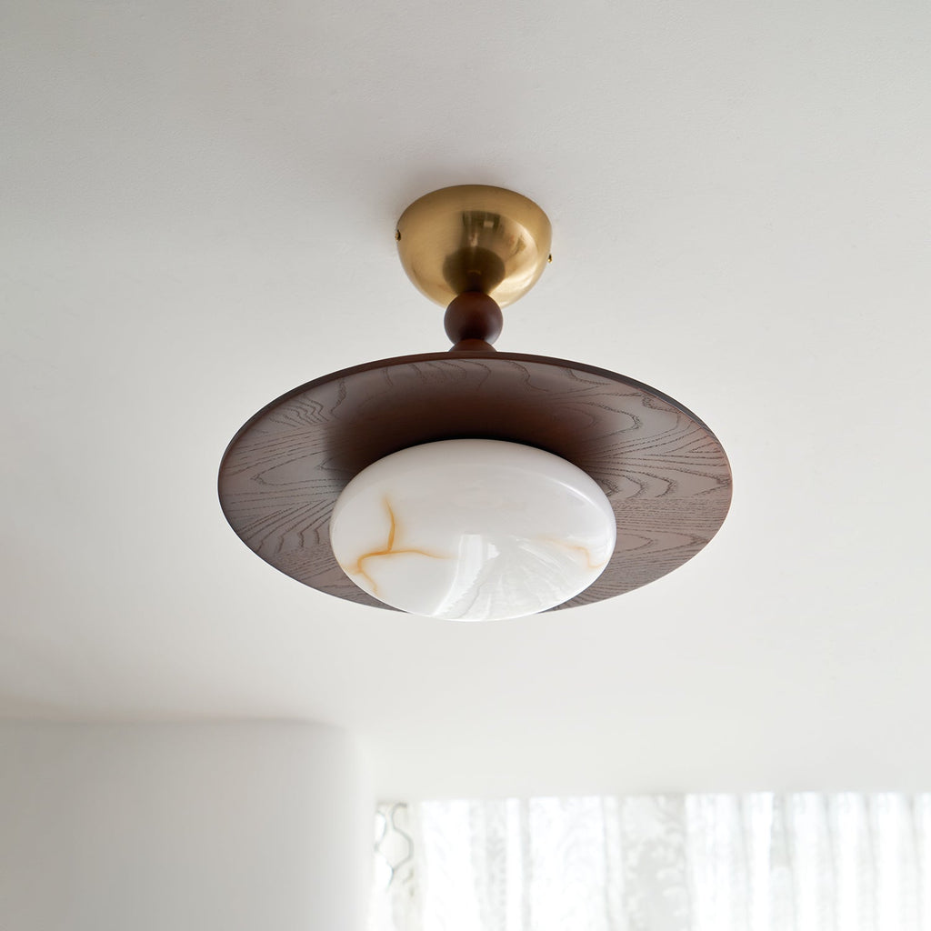 Mid-century-taklampa med marmorring | Ormexis