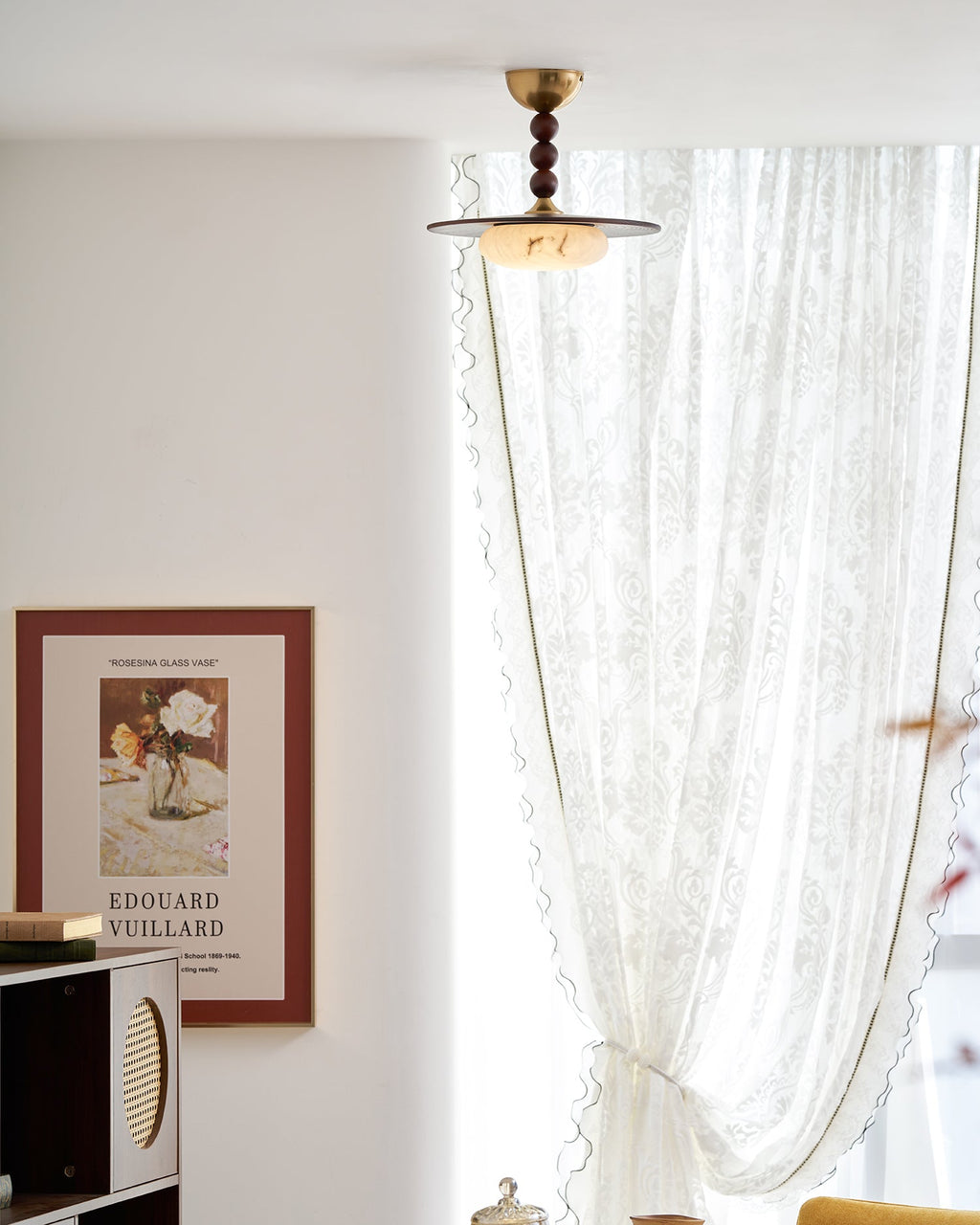 Mid-century-taklampa med marmorring | Ormexis