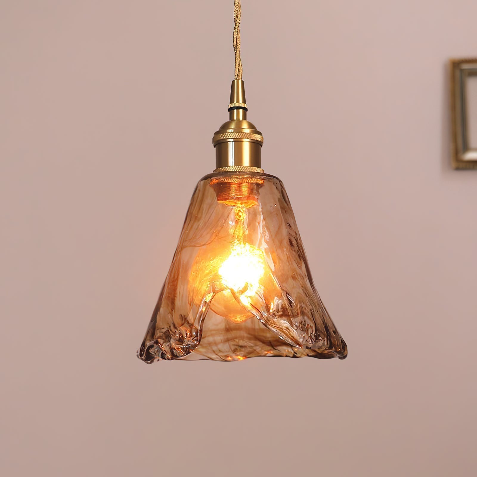 Ravfarvet pendel i kunsthåndværksglas | Ormexis