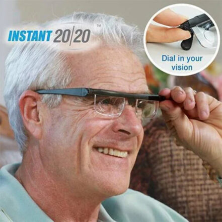 VisionFlex briller med justerbar fokus og tilpasselige linser til nær- og fjernsyn.