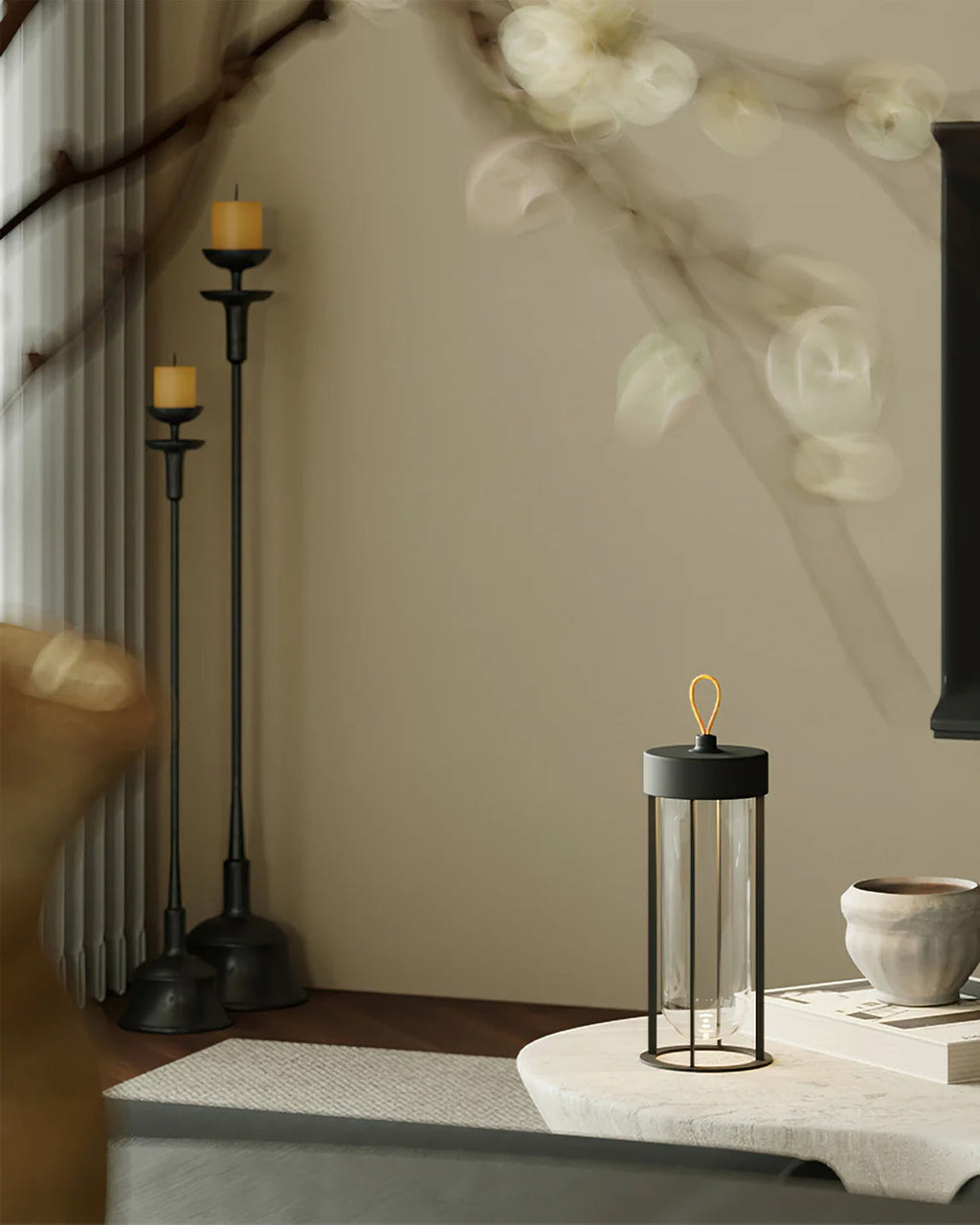Sleek Metal Cage Lantern Light | Ormexis