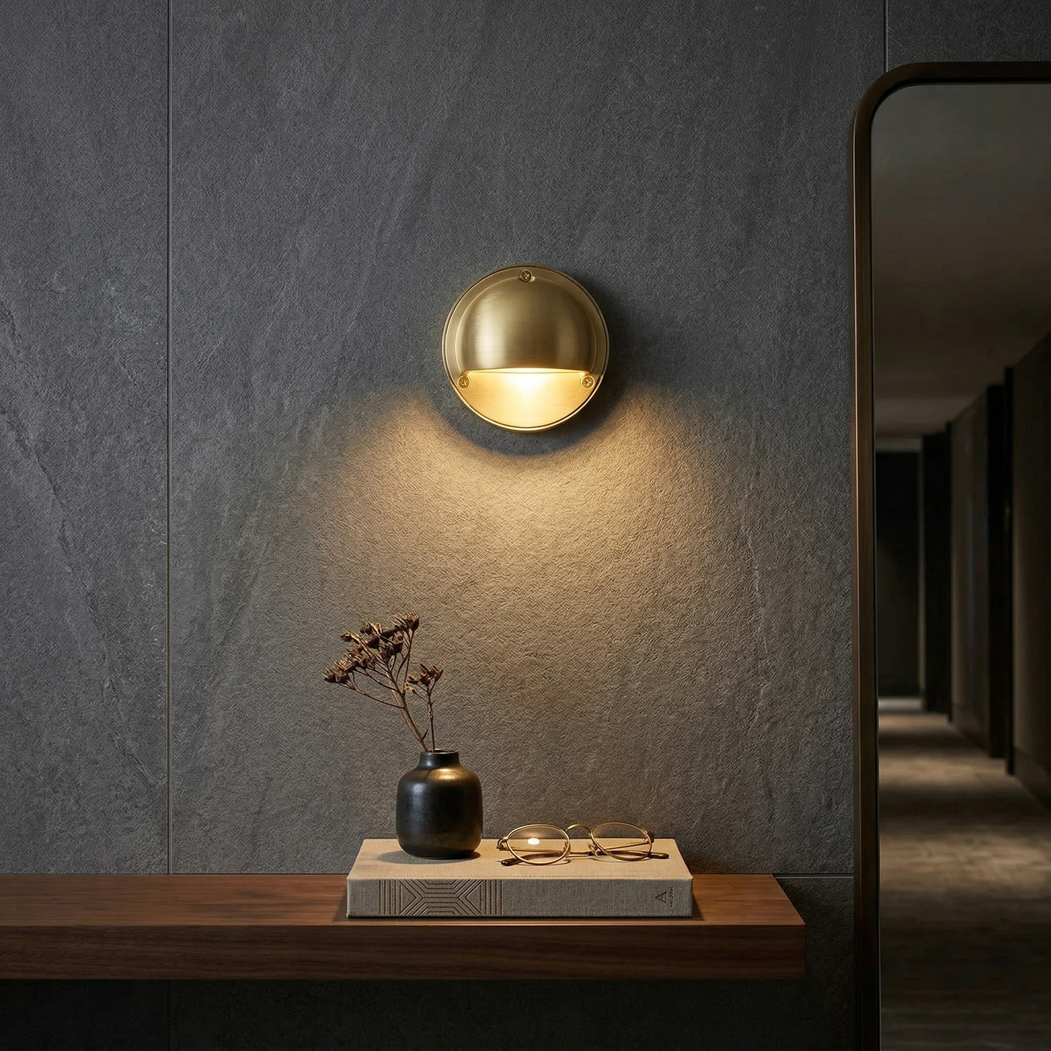 Regency Shield Wall Light | Ormexis