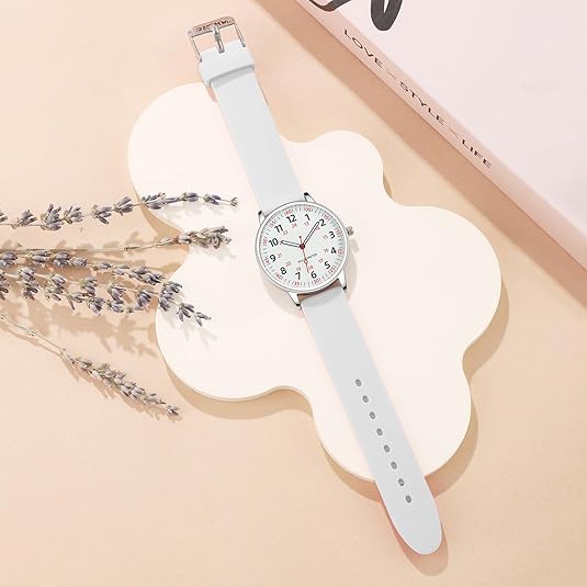 Waterproof Watch With Visible Second Hand And Soft Silicone Band For Precise Timekeeping