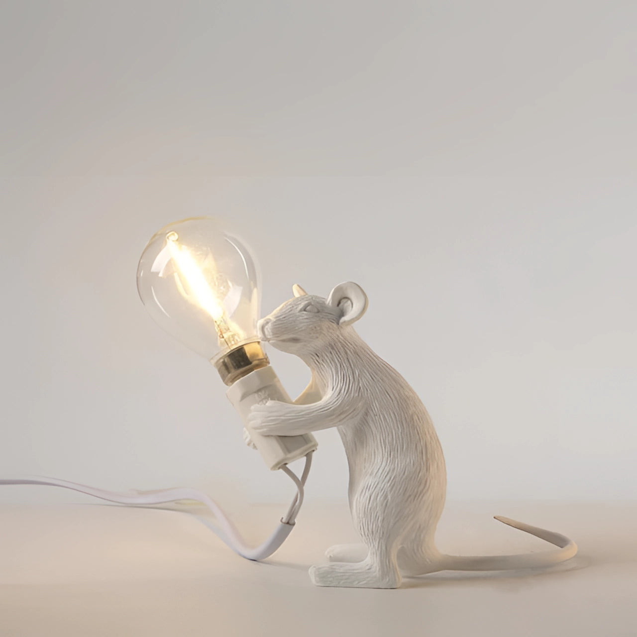 Whimsical Decor Gold Mouse Lamp With Playful Animal Design For Home