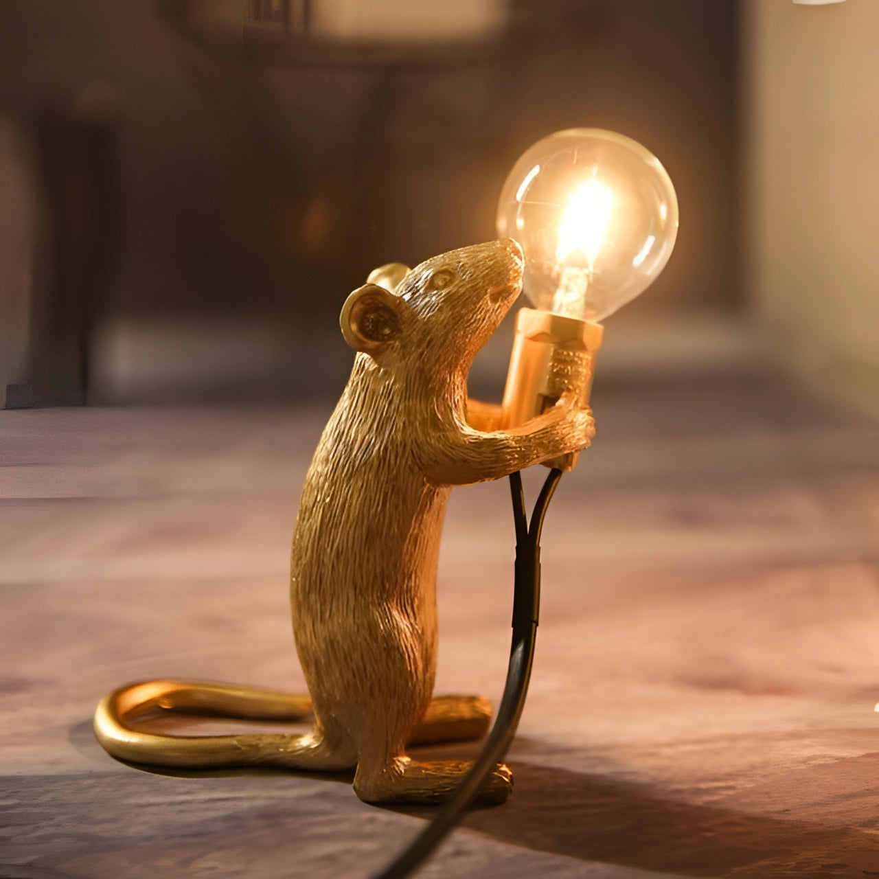 Whimsical Decor Gold Mouse Lamp With Playful Animal Design For Home