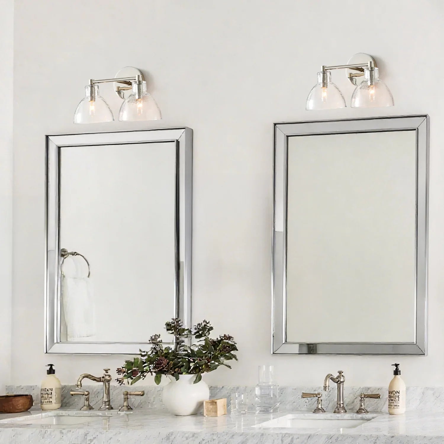 Aurelia-vegglampe med glasskuppel | Ormexis