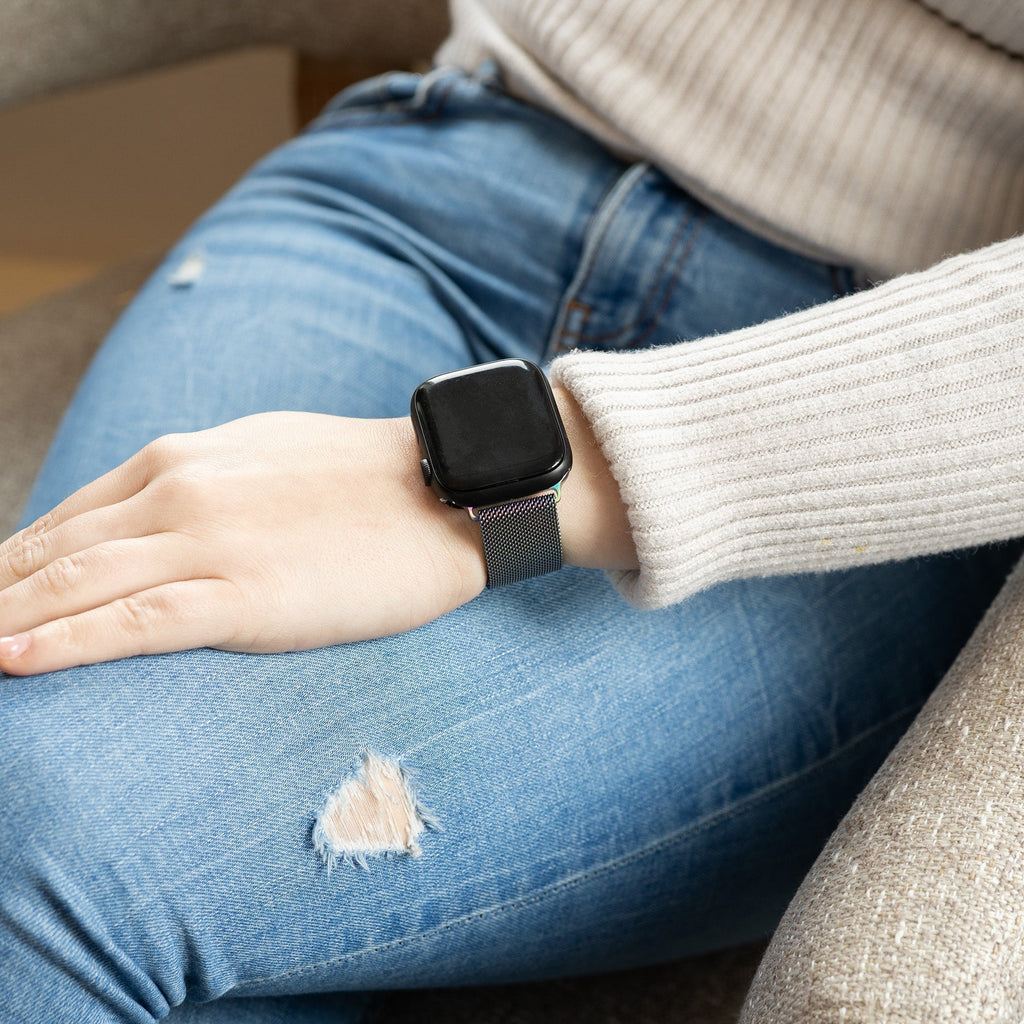 パール調仕上げのApple Watchミラネーゼバンド