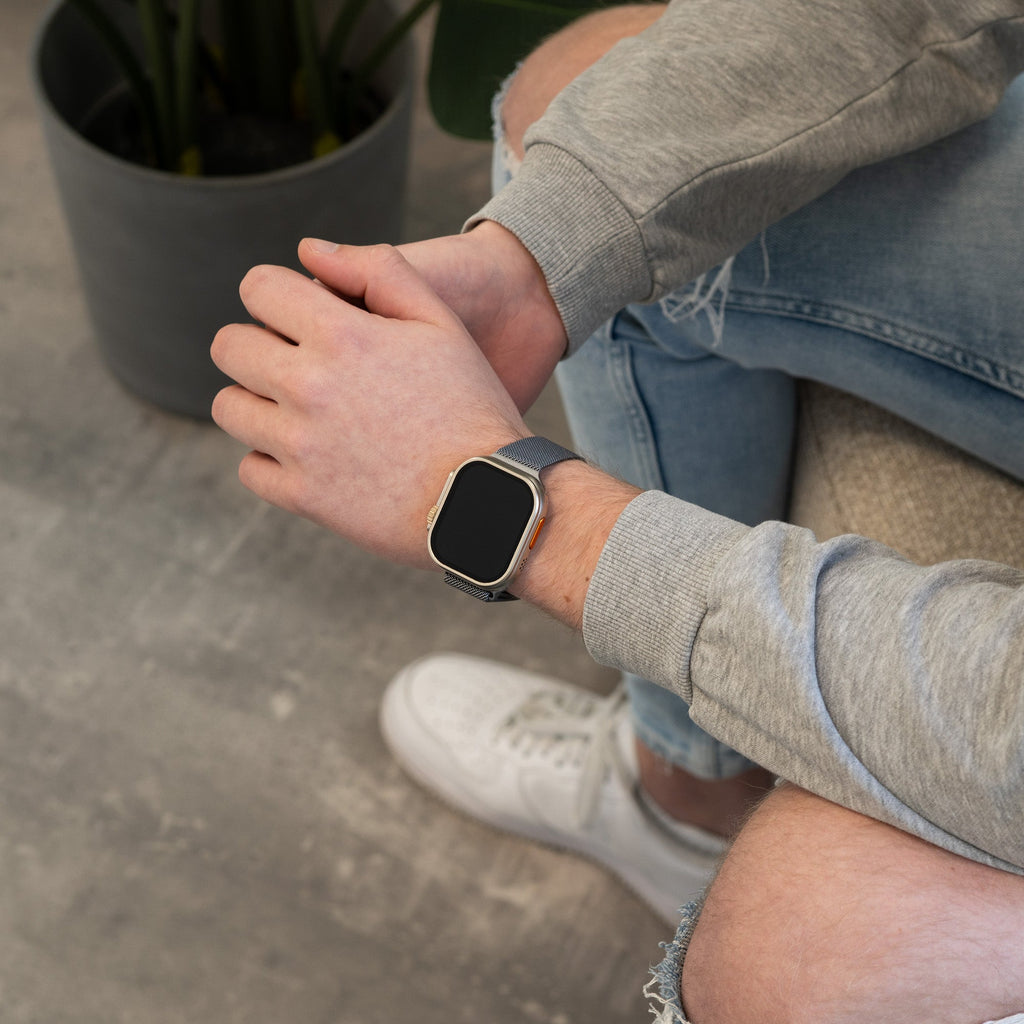Apple Watch Edition Milanese Strap In Space Grey Band