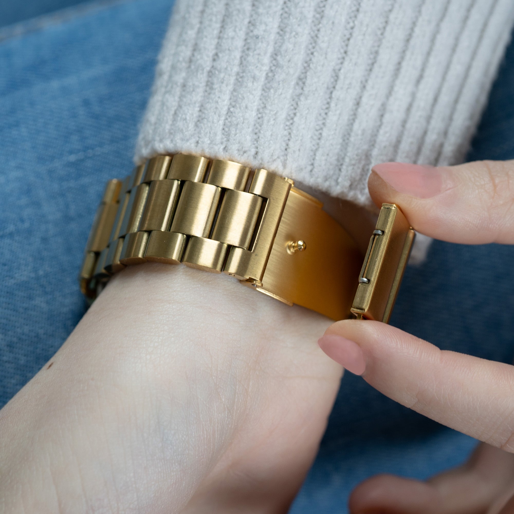 Apple Watch arany rozsdamentes acél szíj időtlen, klasszikus megjelenéssel