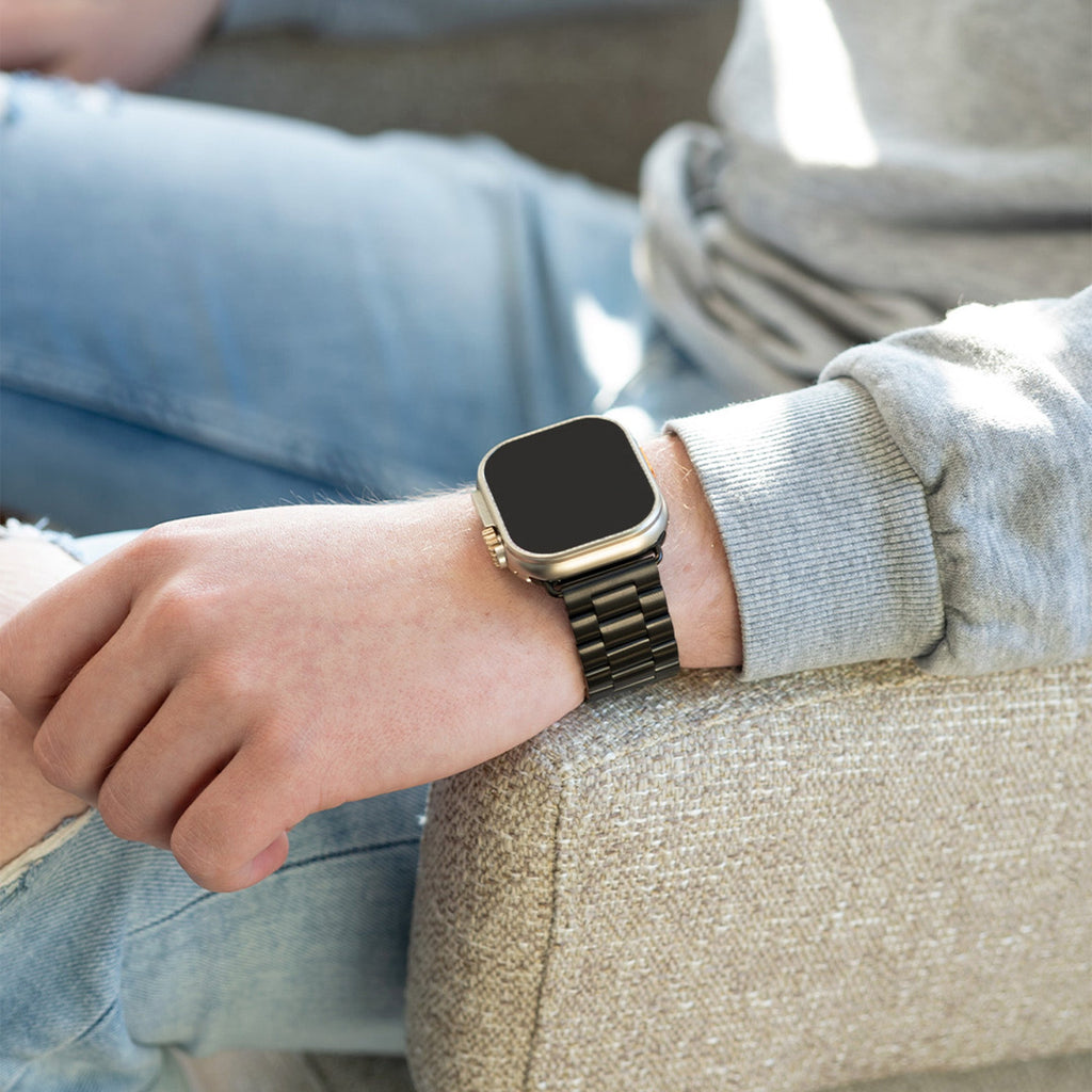 Apple Watch Black Stainless Steel Band With Folding Clasp