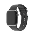 Silikonový řemínek Apple Watch s přezkou v černém provedení