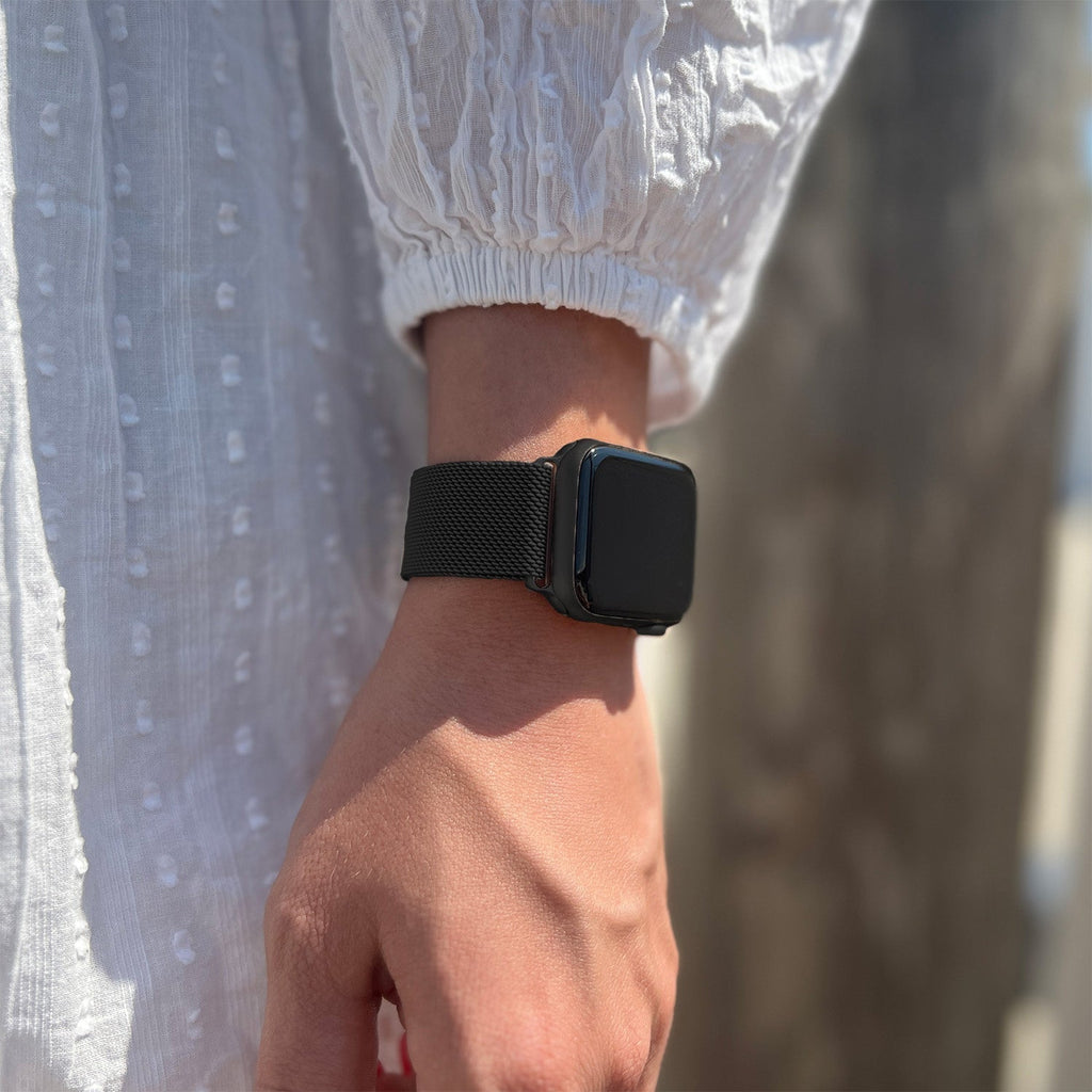 Elegantní černý řemínek Milanese Edition pro Apple Watch
