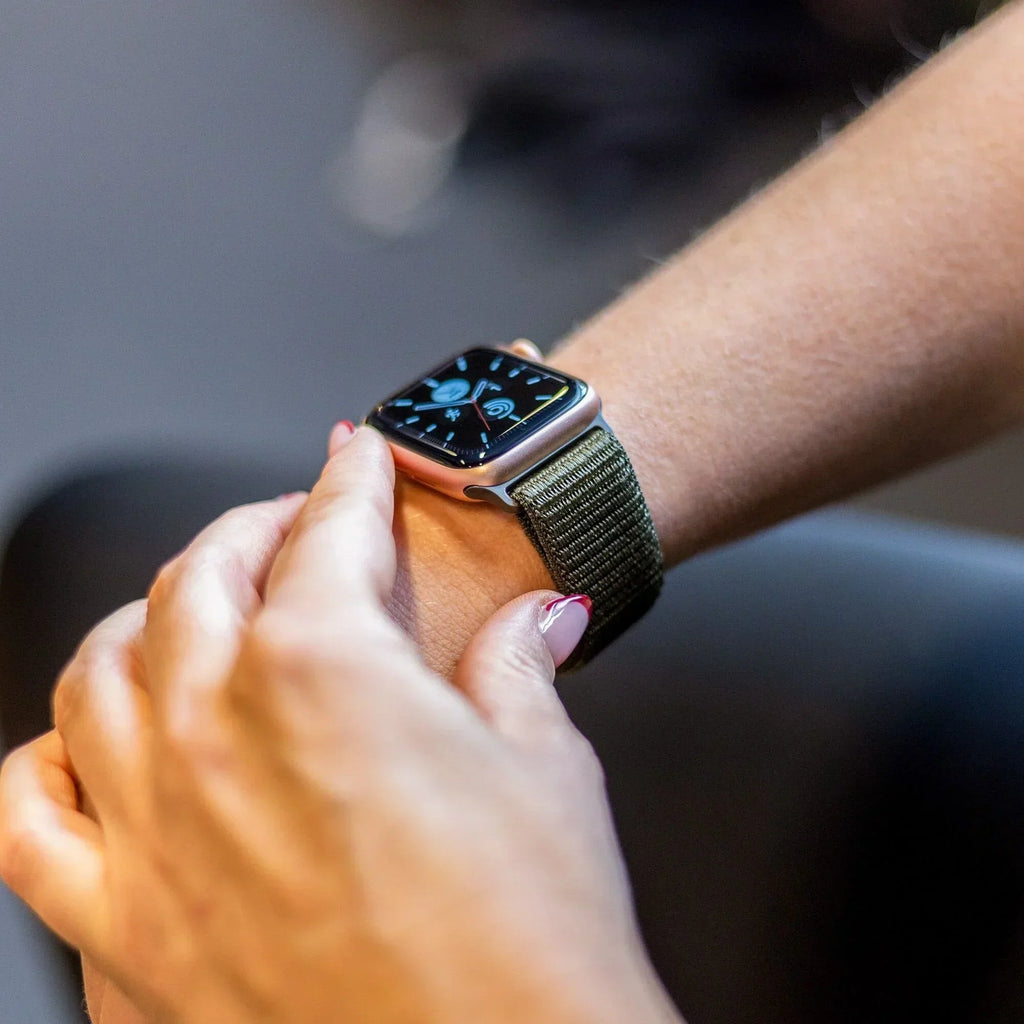 Mørkegrønt nylonrem Apple Watch-tilbehør for daglig bruk