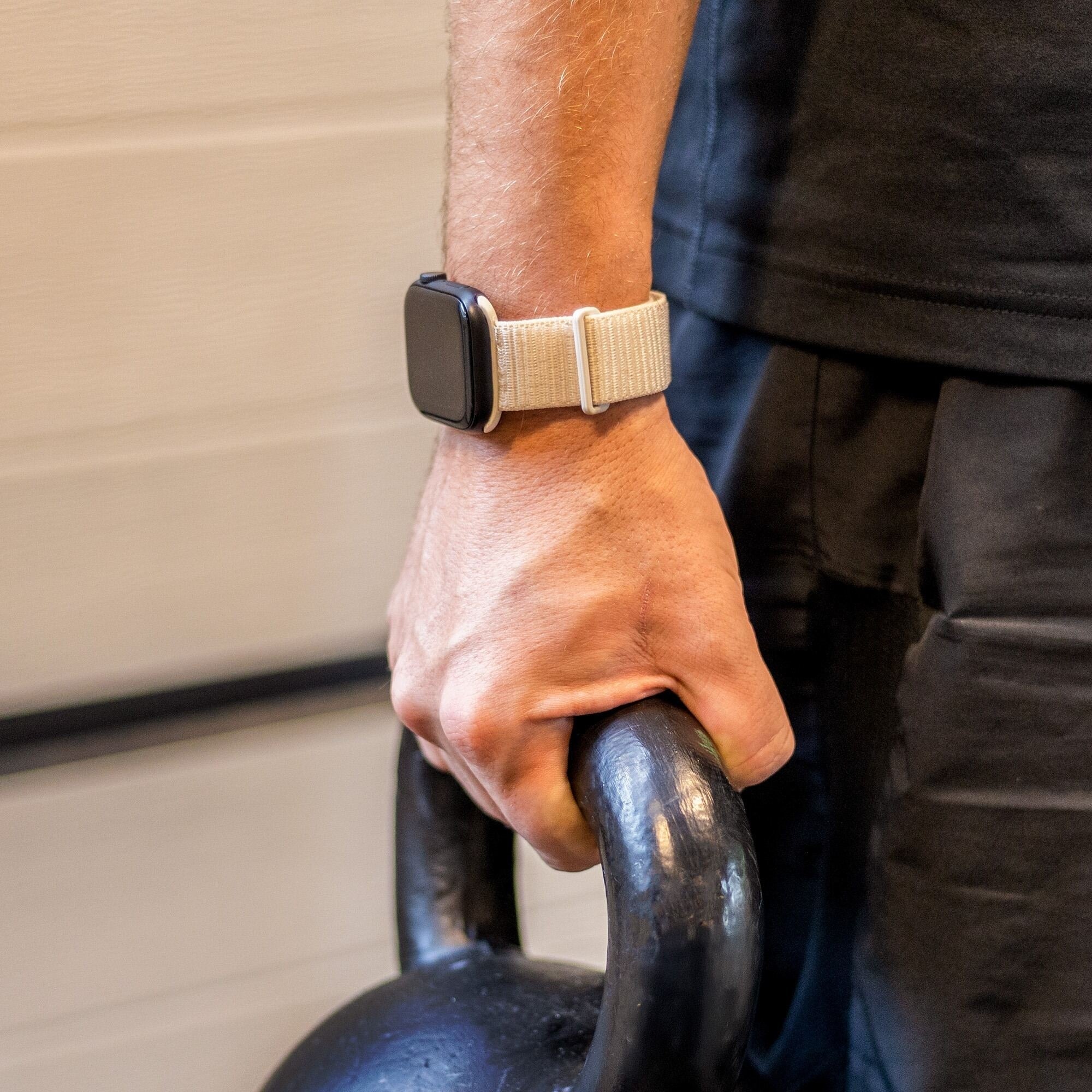 Nylonový řemínek Apple Watch, barva Starlight