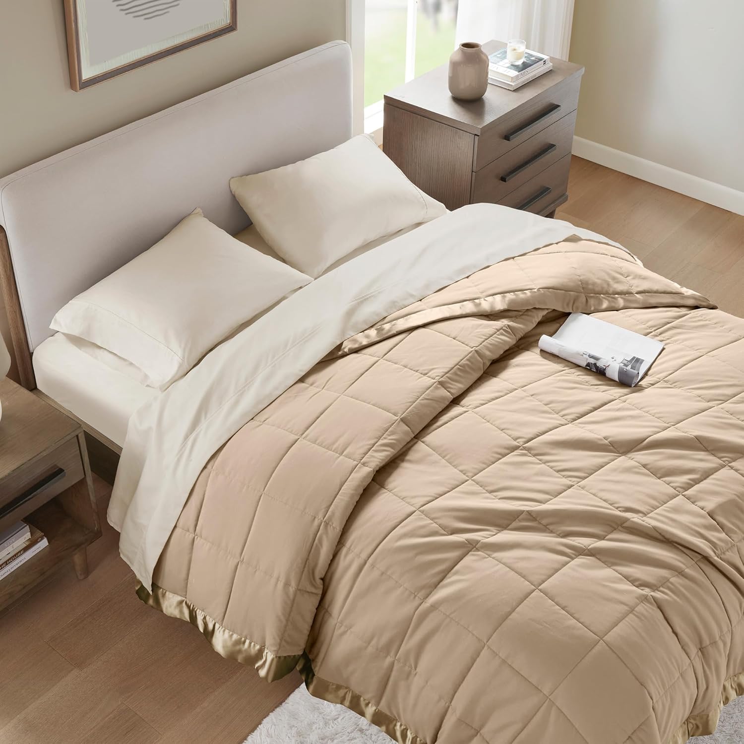 Windom Collection Lightweight Soft Blanket With Satin Trim