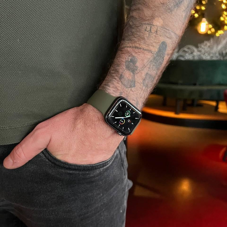 Apple Watch Band In Army Green Silicone Strap For Everyday Wear