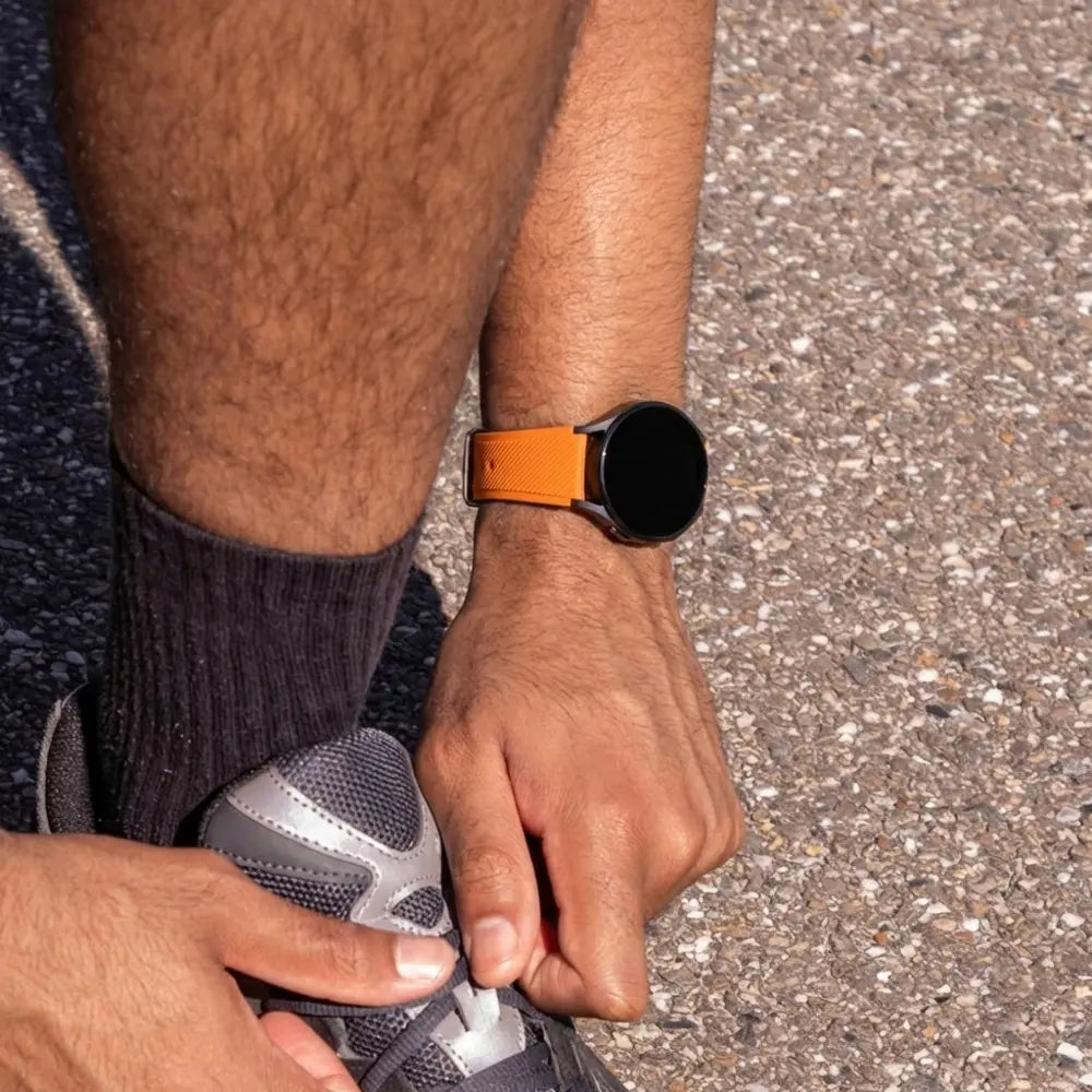Oranžový silikonový řemínek s přezkou pro Samsung Galaxy Watch 4 Classic 46mm