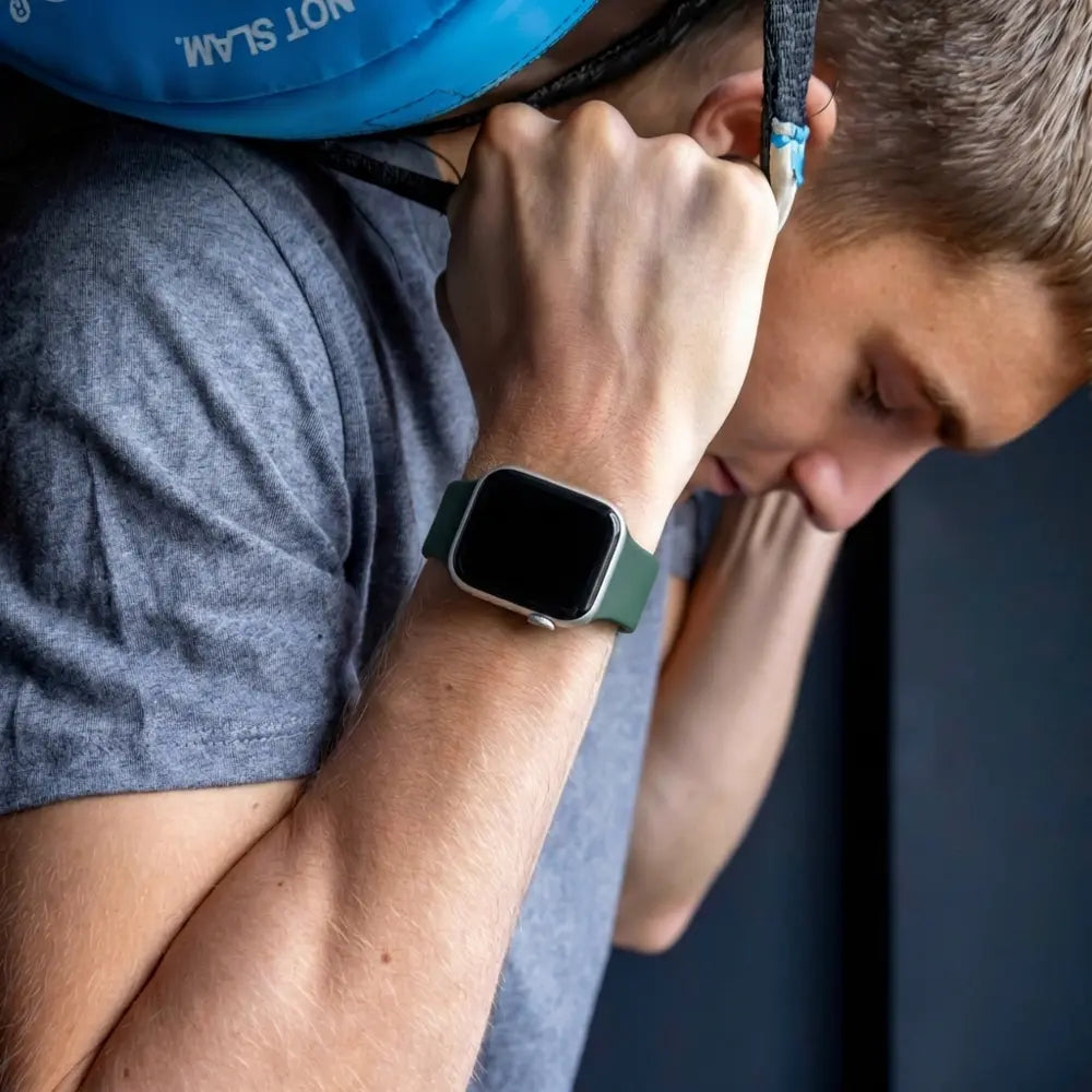 Correa de silicona verde oliva para Apple Watch, uso diario