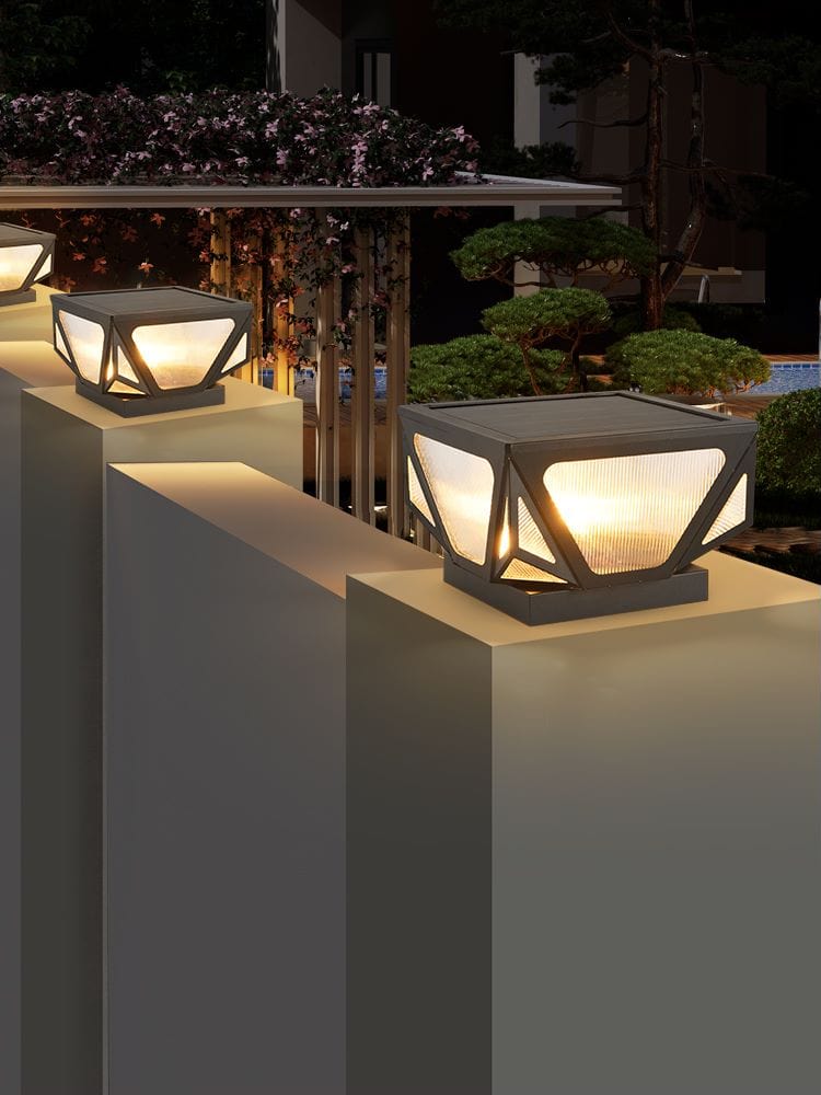Veltrique Geometric Gate Pillar Light | Ormexis