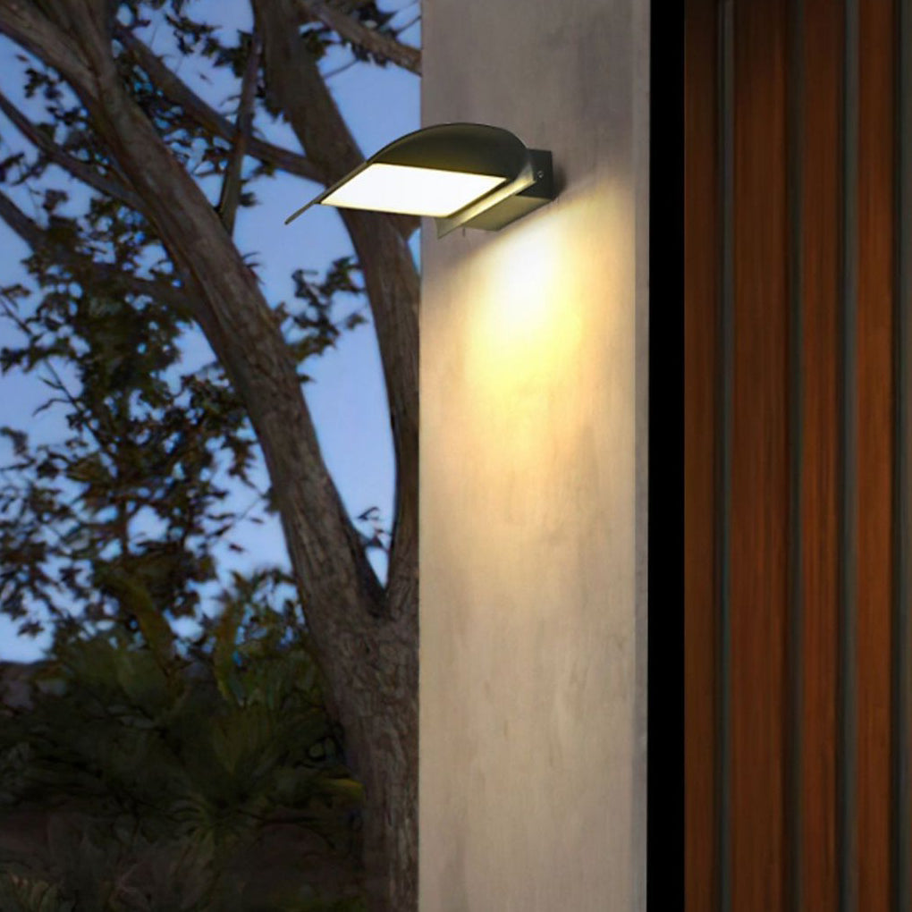 Aeris Canopy Outdoor Wall Light | Ormexis