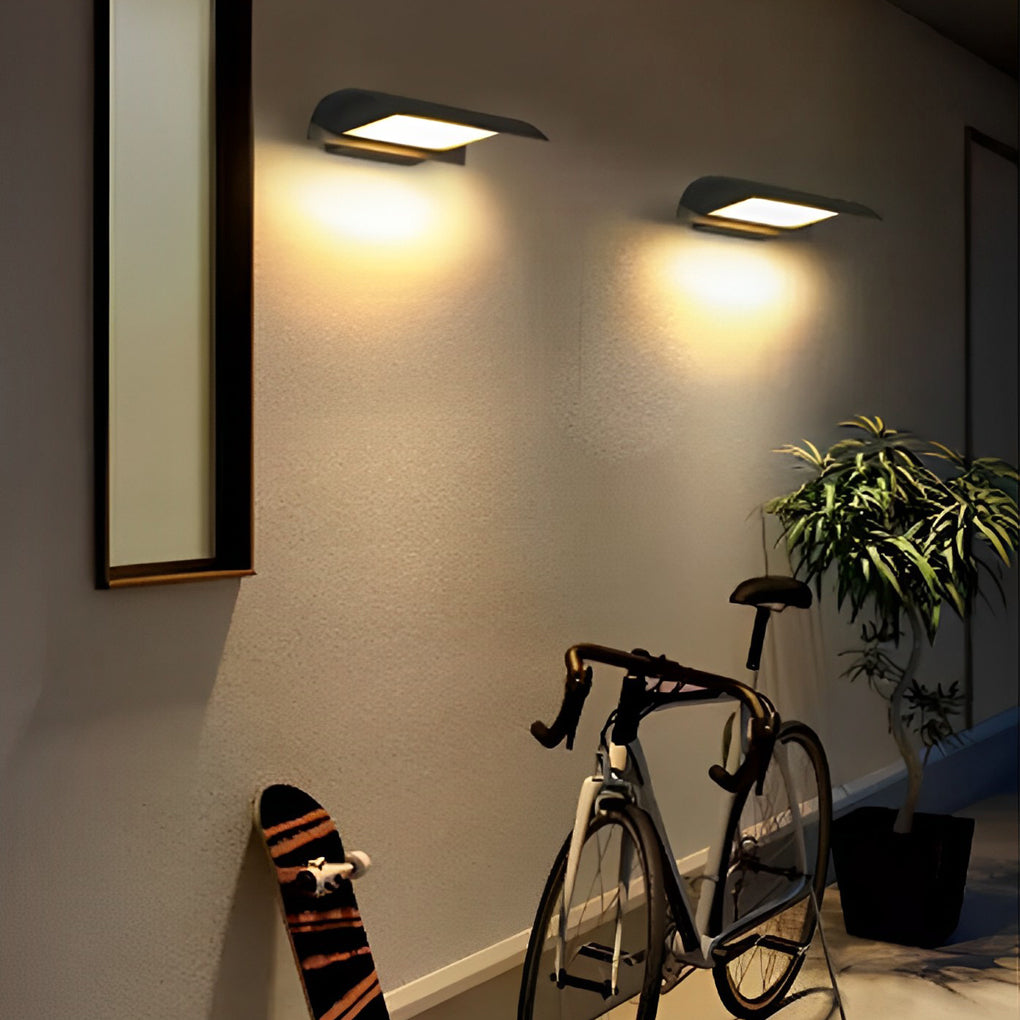 Aeris Canopy Outdoor Wall Light | Ormexis