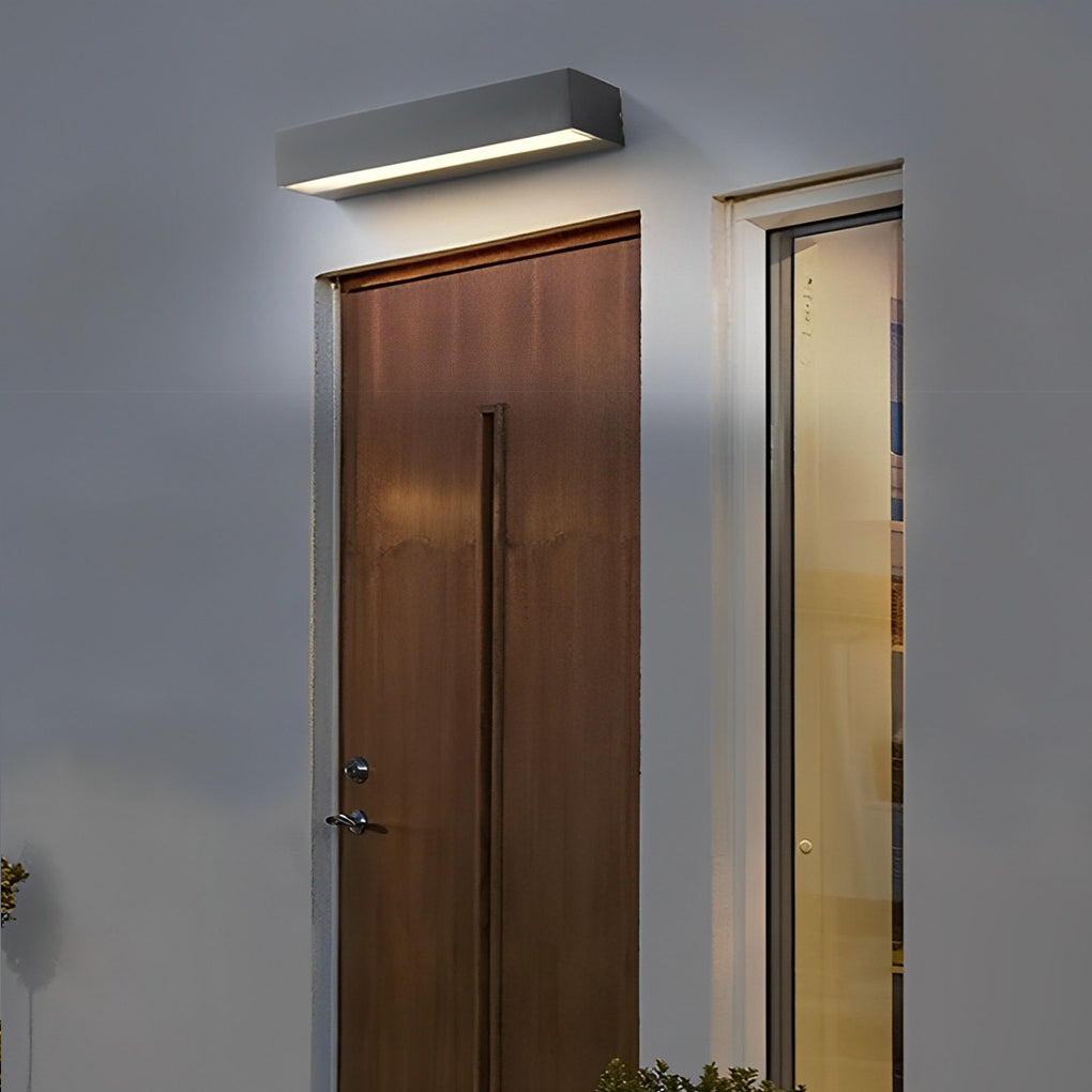 Veltrix Linear Outdoor Wall Sconce | Ormexis